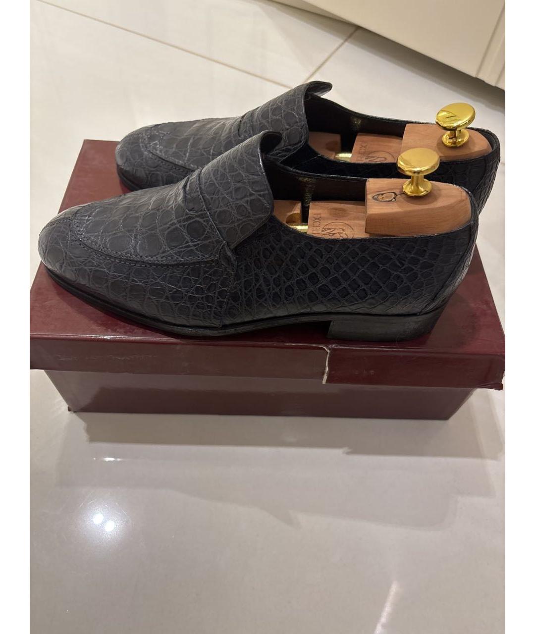 ARTIOLI Темно-синие низкие ботинки из экзотической кожи, фото 3