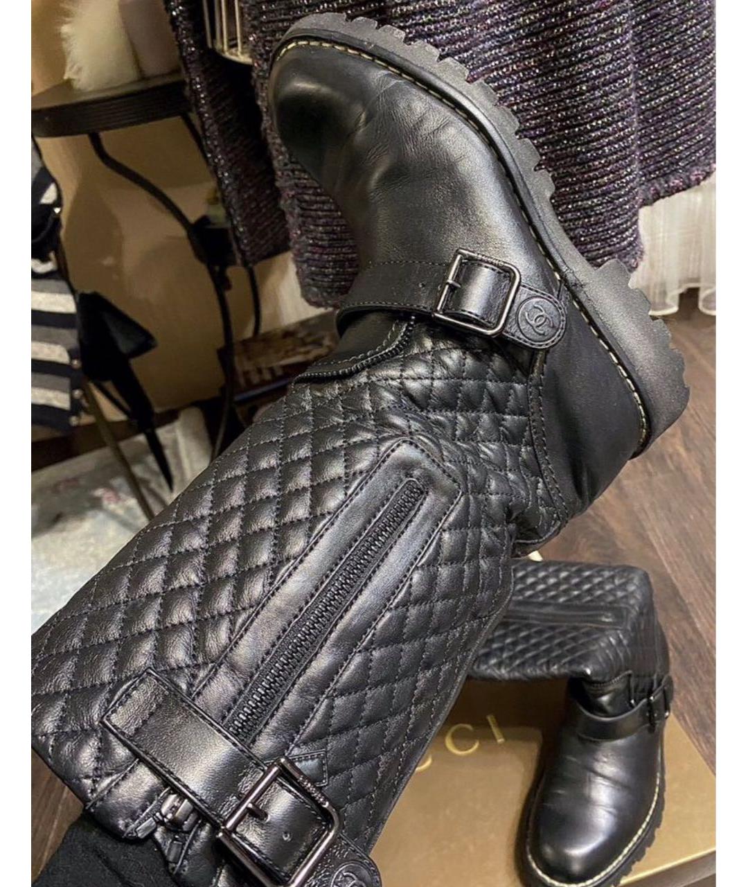 CHANEL Черные кожаные сапоги, фото 4