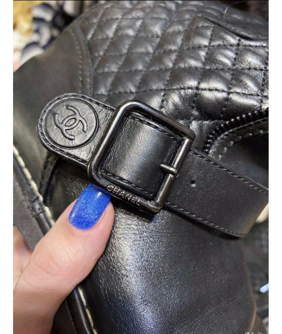 CHANEL Черные кожаные сапоги, фото 3