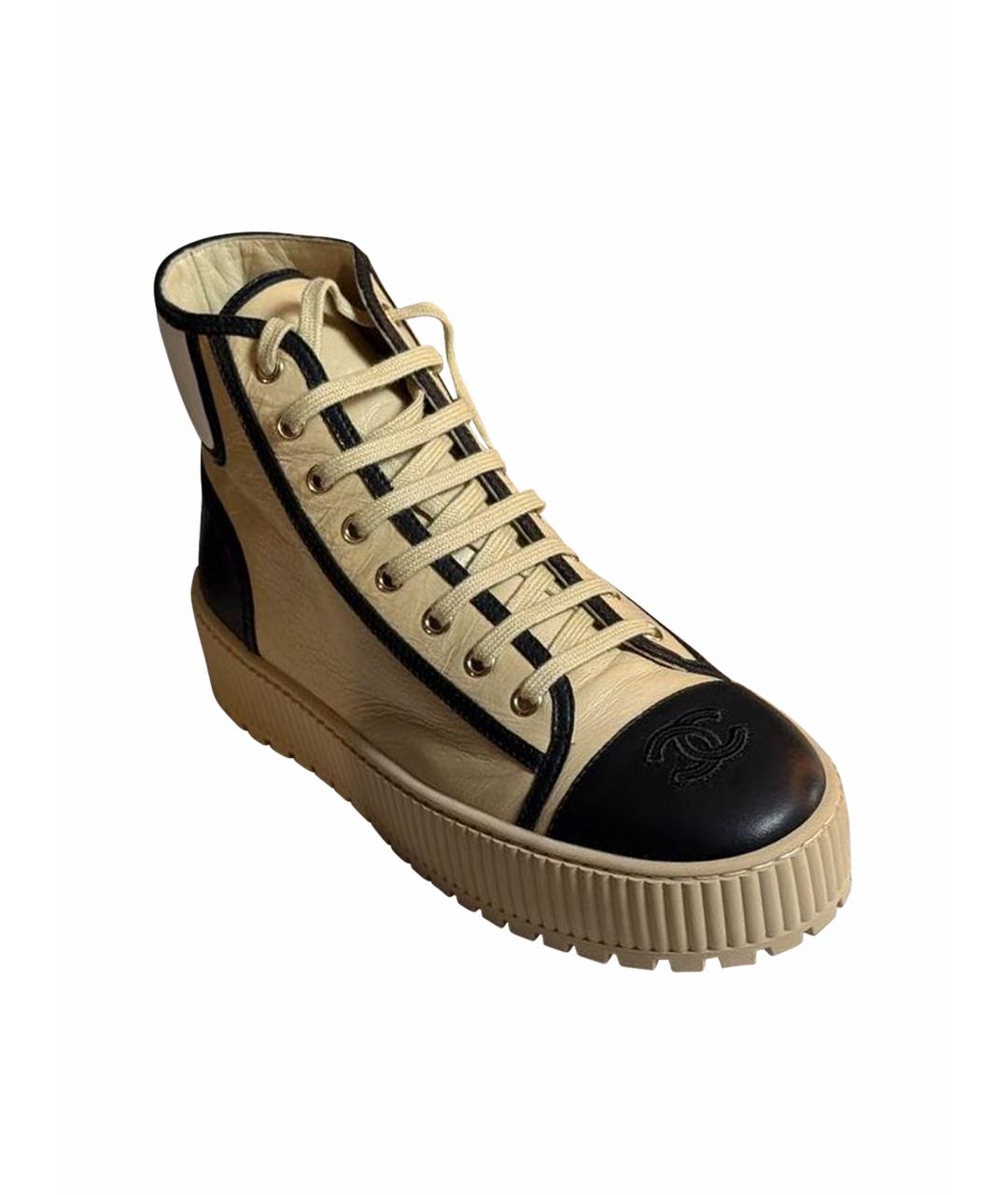 CHANEL Бежевые кожаные сапоги, фото 4