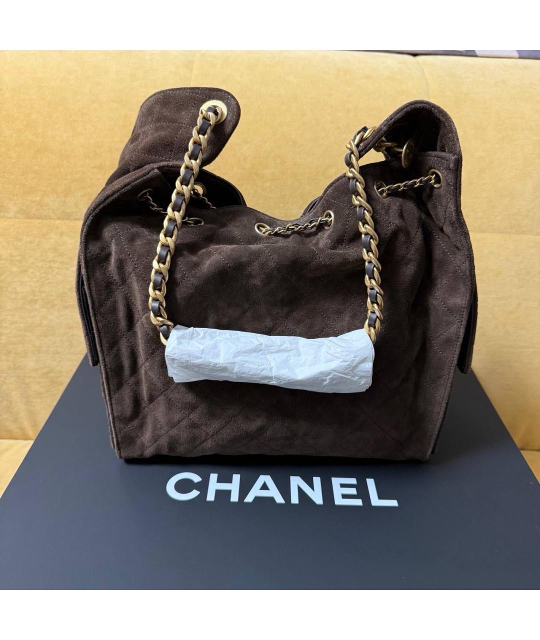 CHANEL Коричневая замшевая сумка через плечо, фото 4