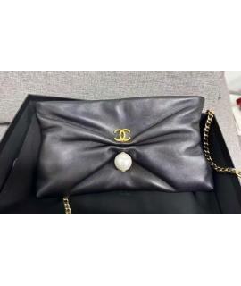 CHANEL Сумка через плечо
