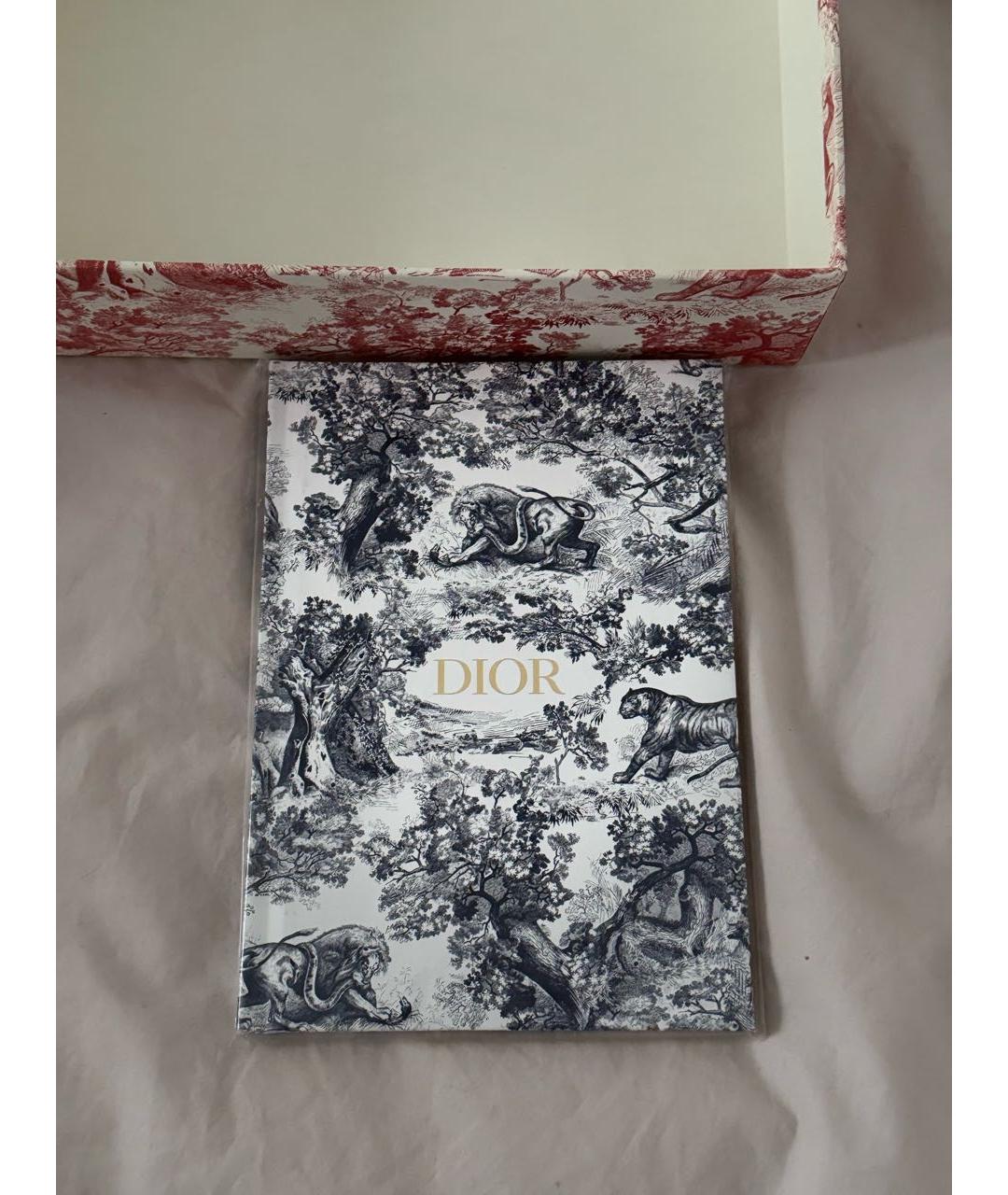 CHRISTIAN DIOR Книга, фото 3