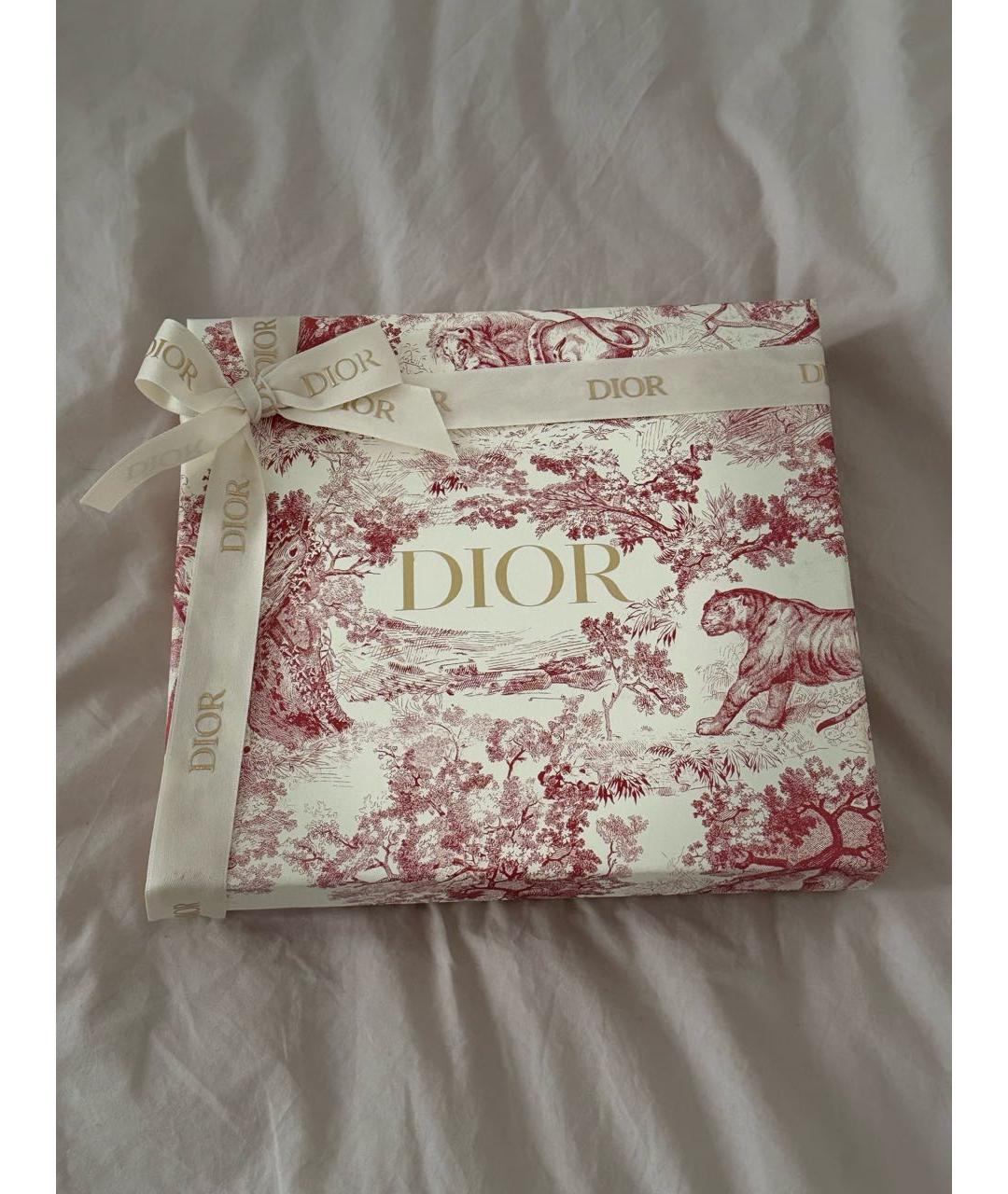 CHRISTIAN DIOR Книга, фото 5