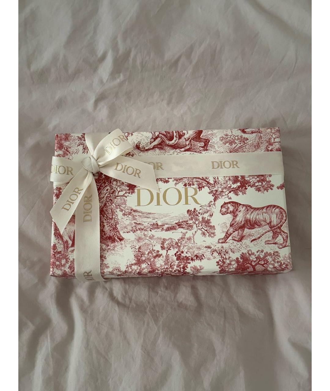 CHRISTIAN DIOR Книга, фото 3