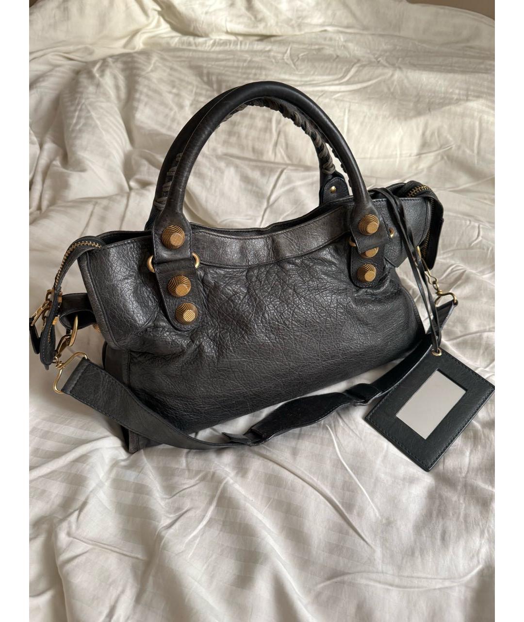 BALENCIAGA Серая кожаная сумка с короткими ручками, фото 2