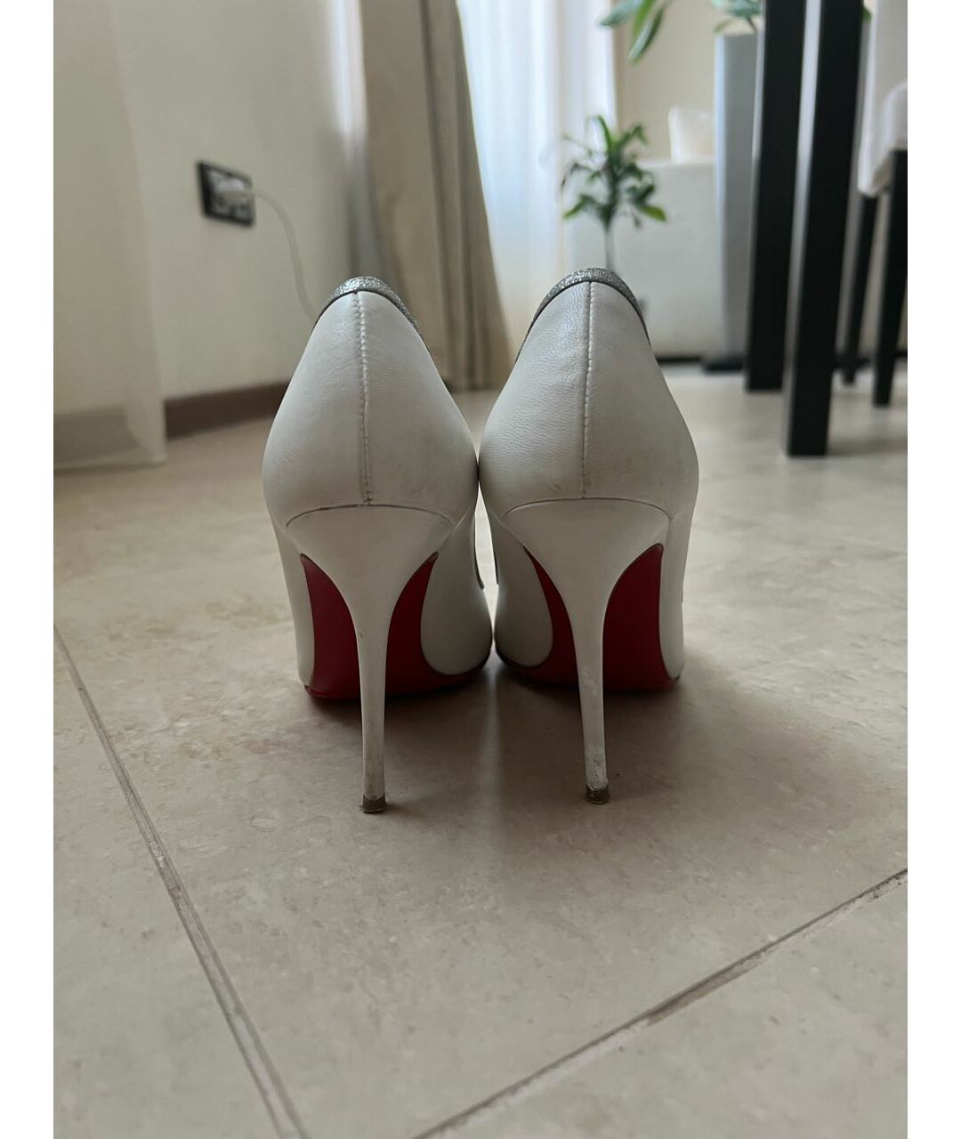 CHRISTIAN LOUBOUTIN Белые кожаные туфли, фото 4