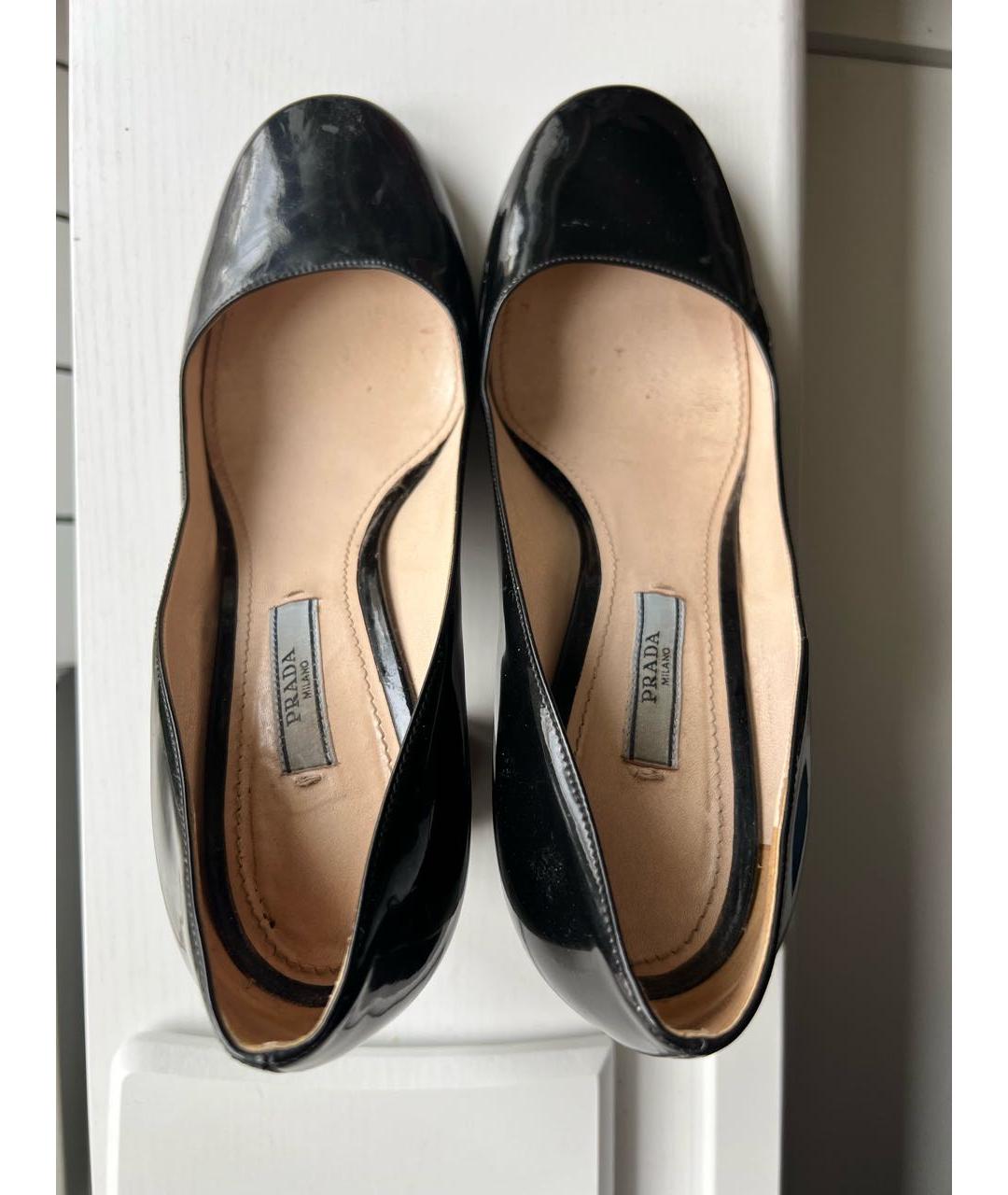 PRADA Черные туфли из лакированной кожи, фото 3