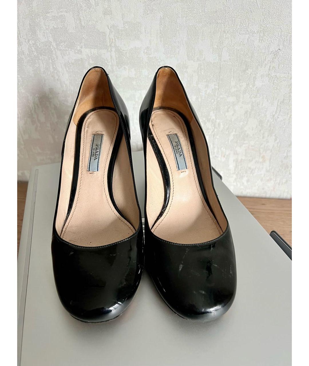 PRADA Черные туфли из лакированной кожи, фото 2