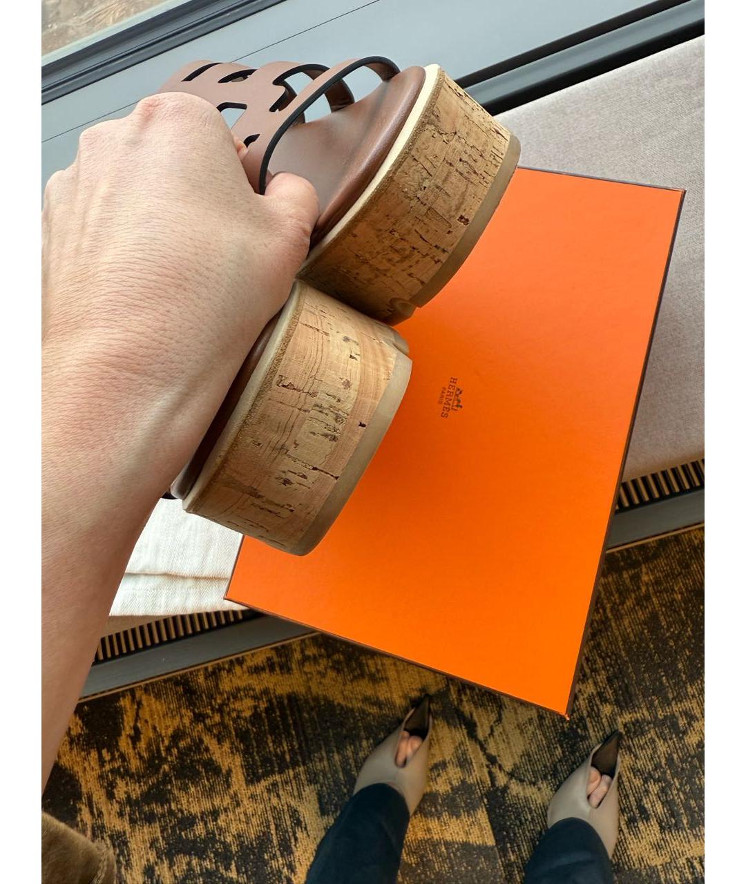 HERMES Коричневые кожаные шлепанцы, фото 5