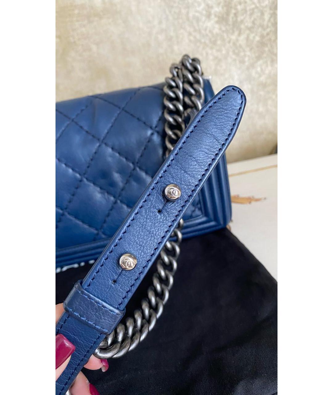 CHANEL Темно-синяя кожаная сумка через плечо, фото 4