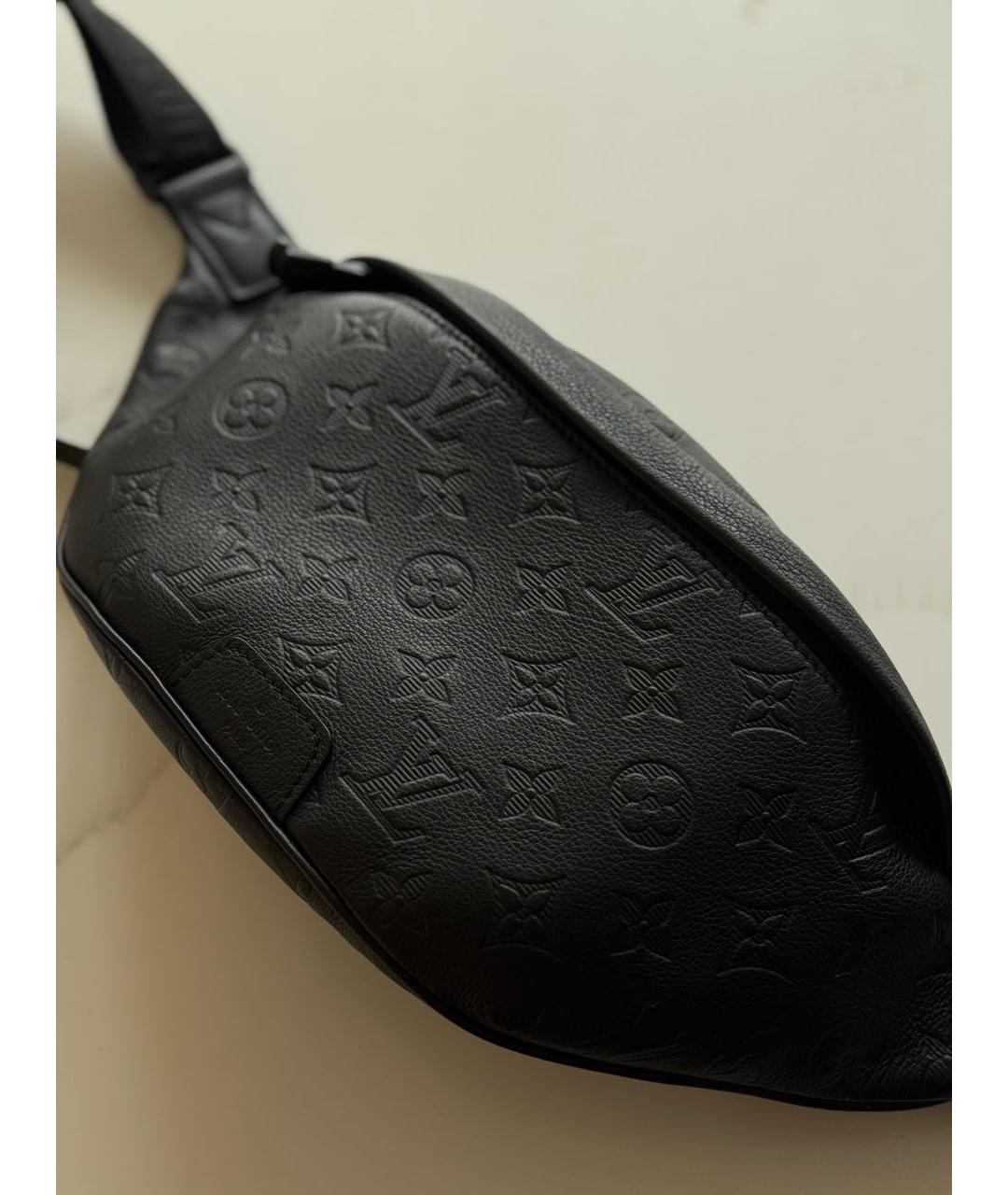 LOUIS VUITTON Черная кожаная поясная сумка, фото 3