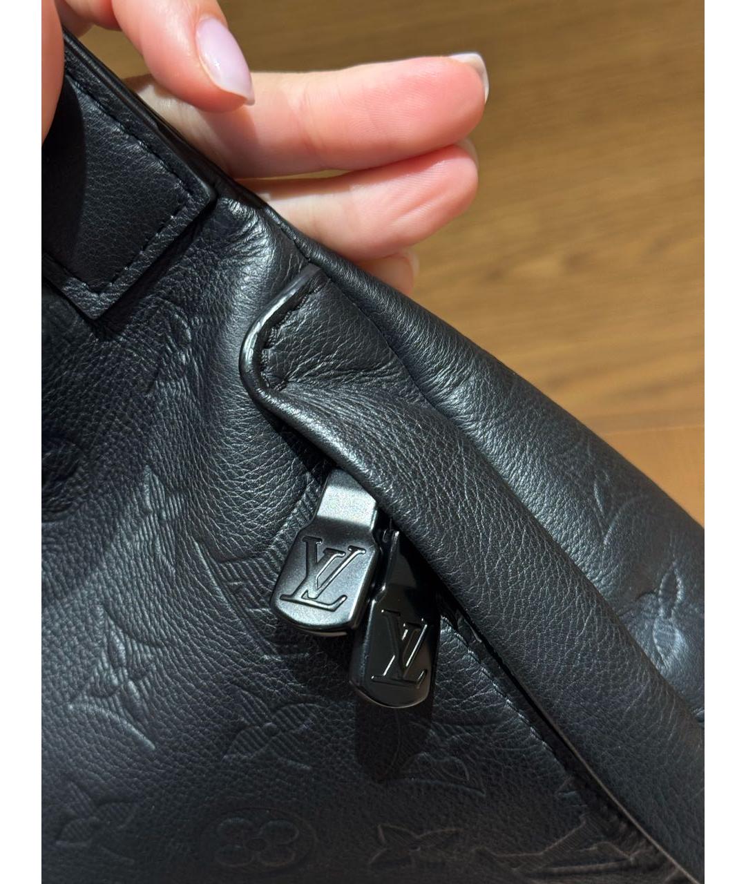 LOUIS VUITTON Черная кожаная поясная сумка, фото 5