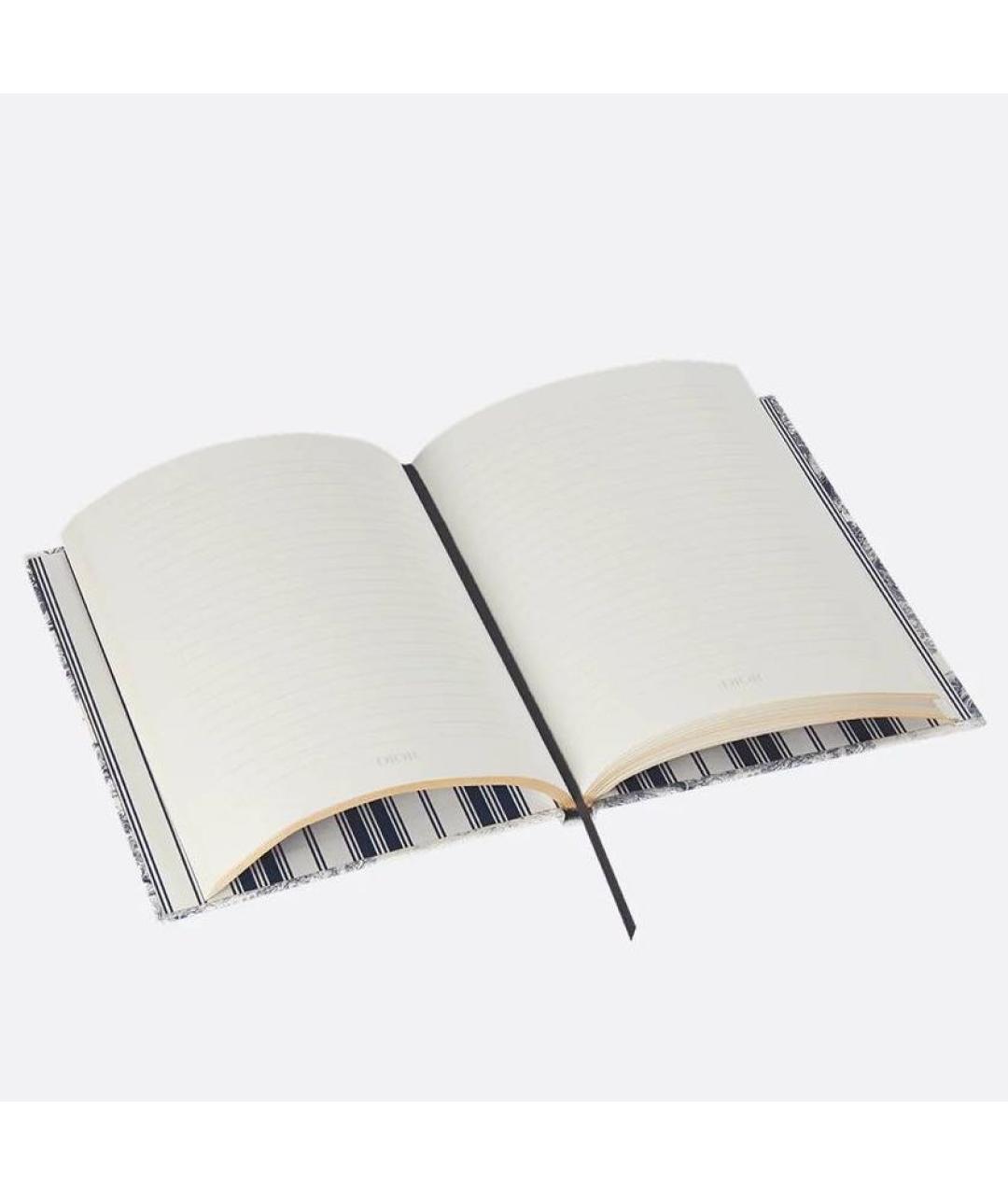 CHRISTIAN DIOR Книга, фото 3