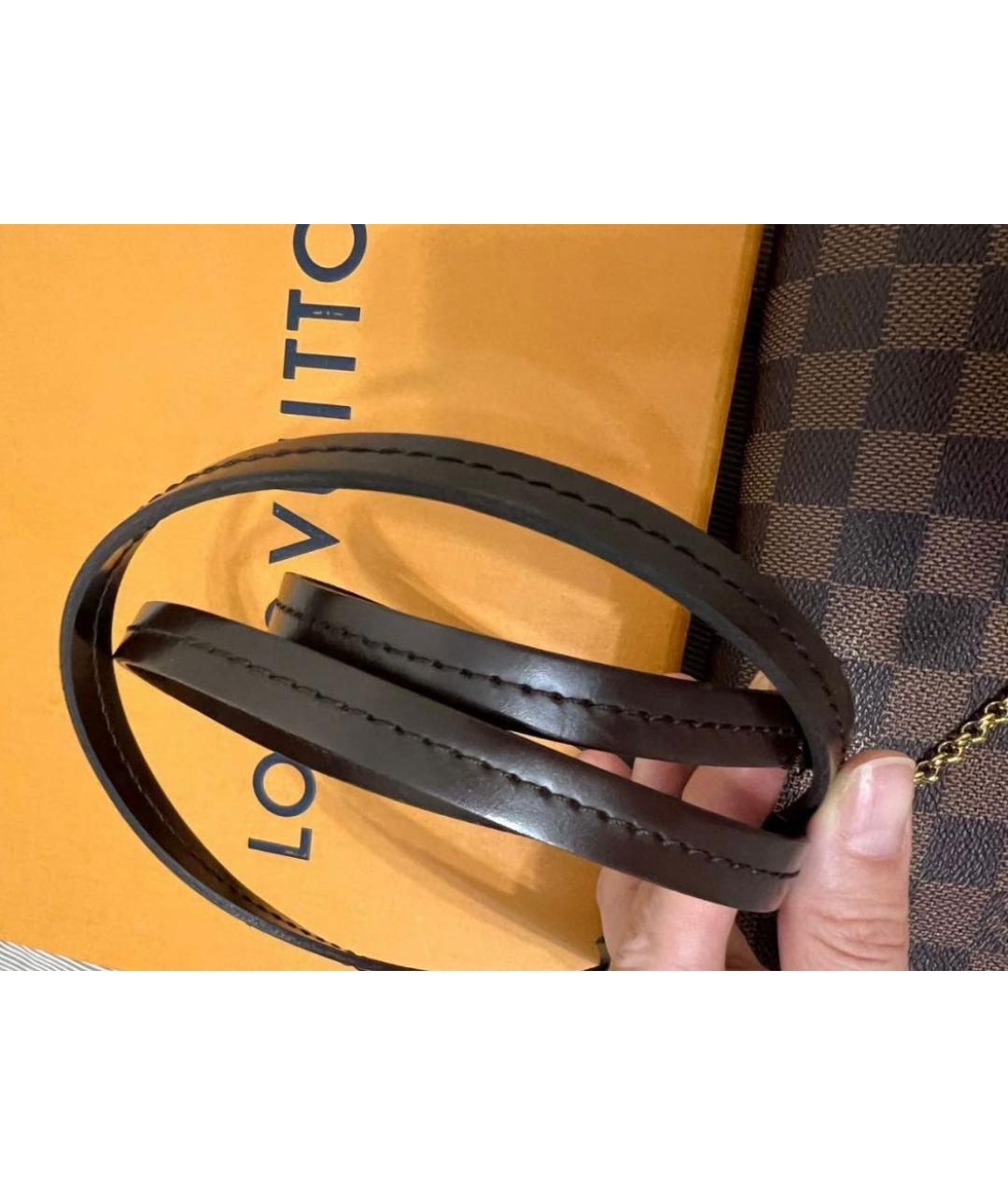 LOUIS VUITTON Коричневая кожаная сумка через плечо, фото 6