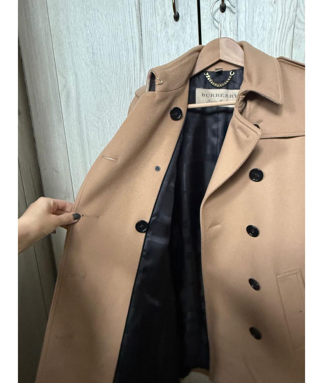 BURBERRY Бежевое пальто, фото 3
