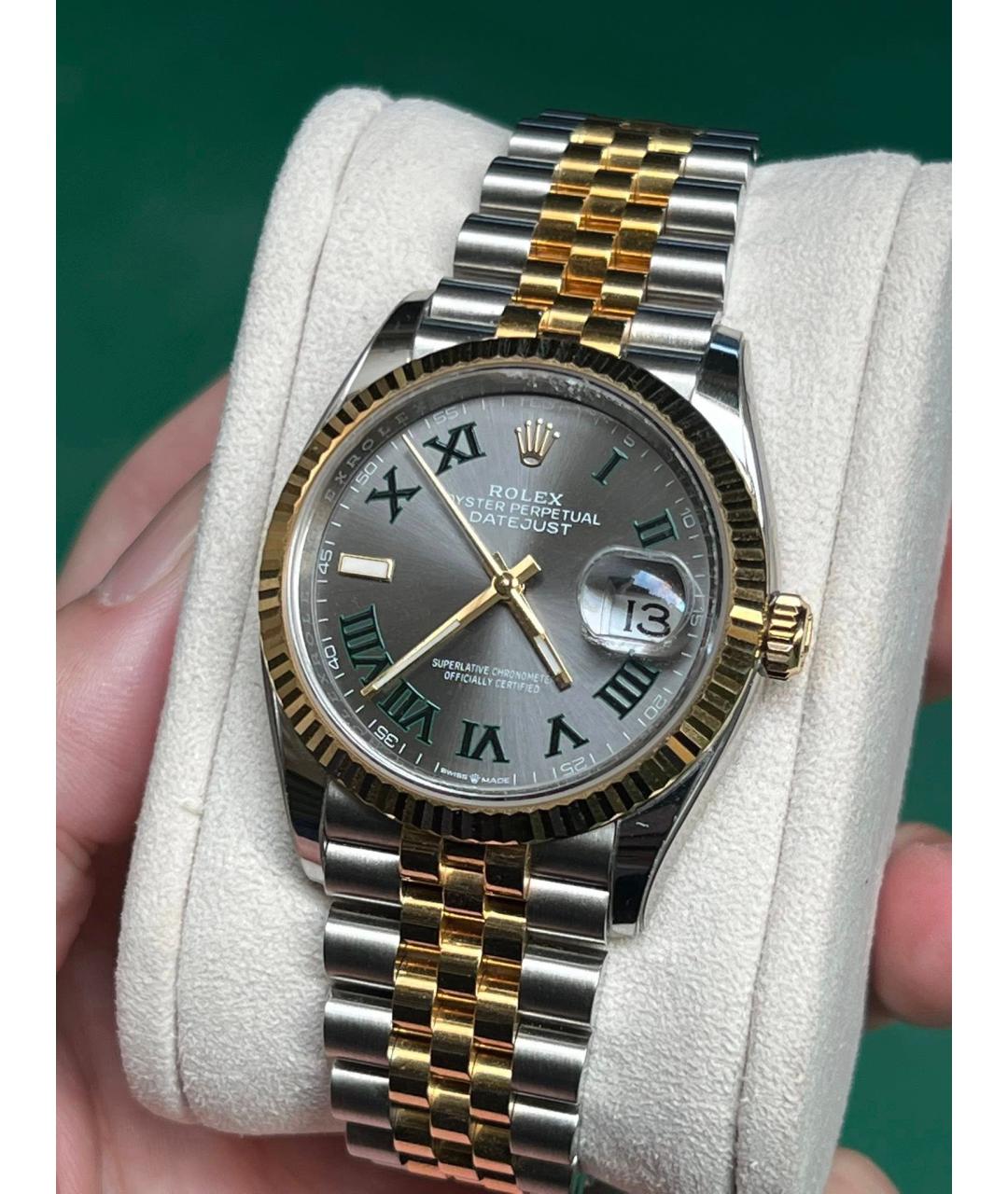 ROLEX Серые часы из желтого золота, фото 2