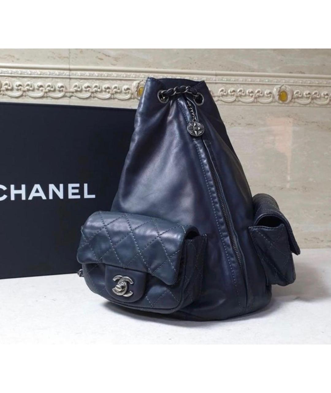 CHANEL Темно-синий кожаный рюкзак, фото 6