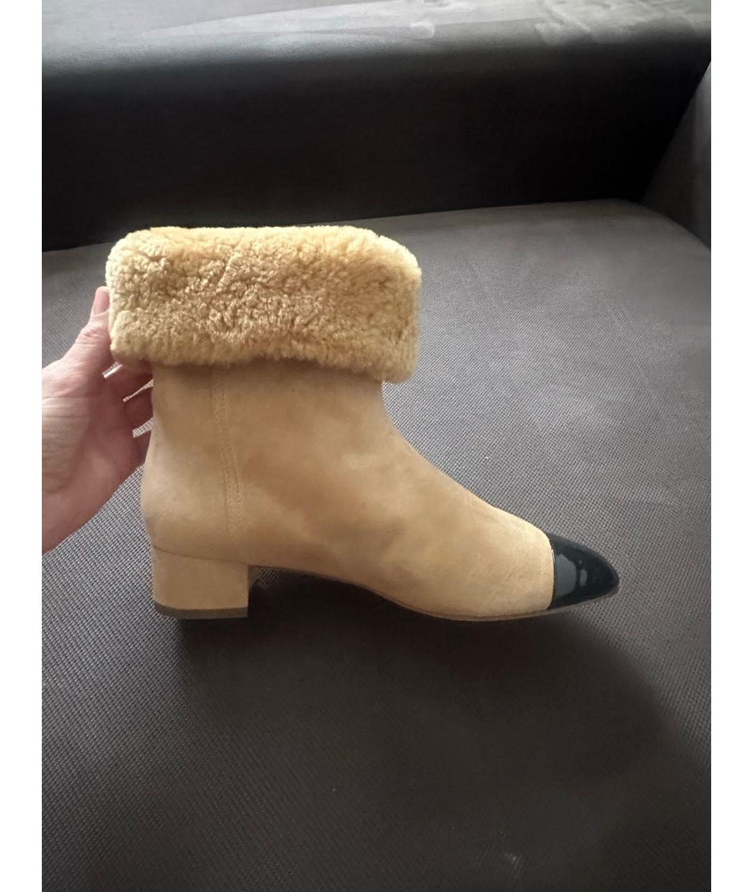 CHANEL Бежевые замшевые полусапоги, фото 4