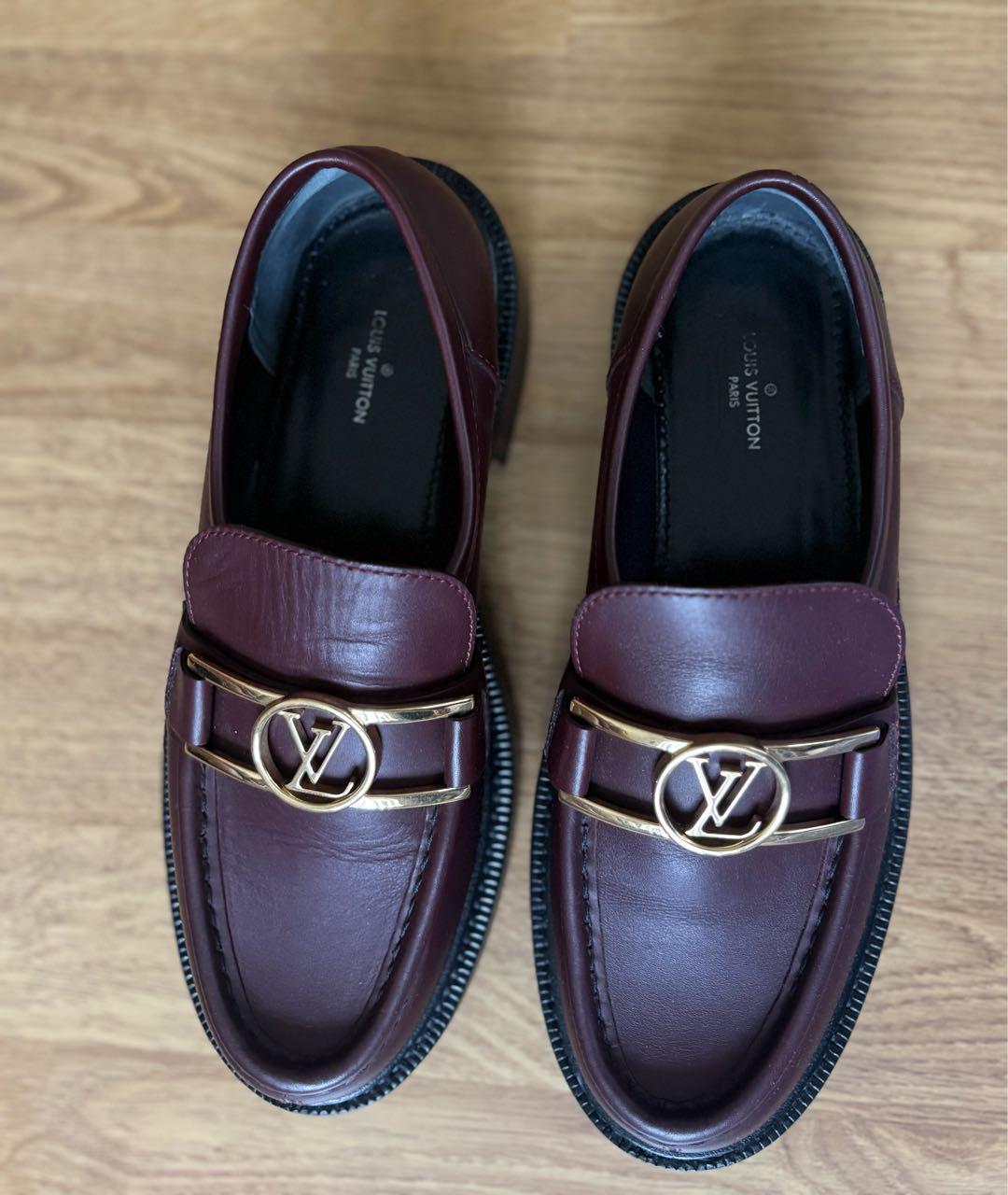 LOUIS VUITTON Бордовые кожаные лоферы, фото 3