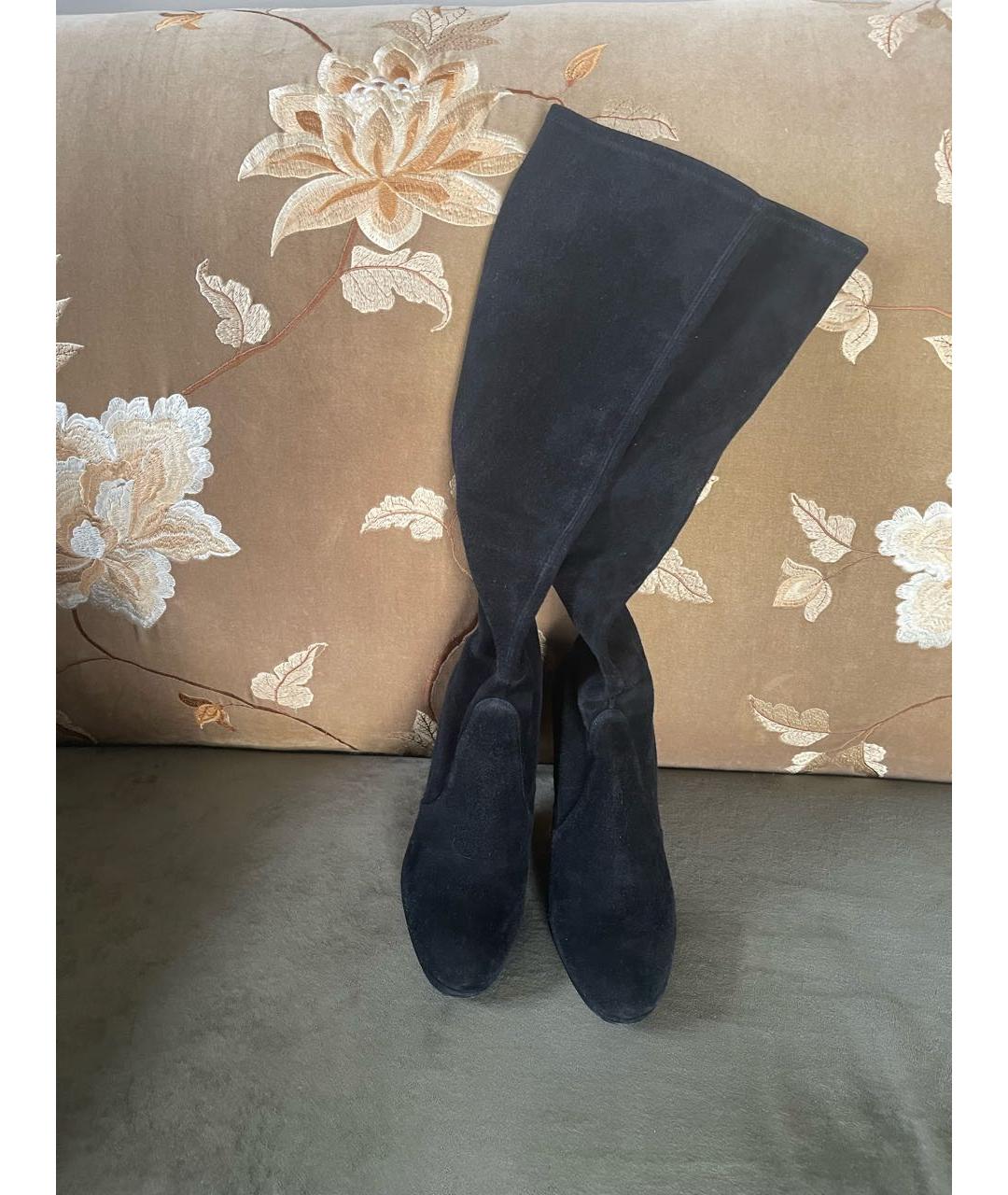 STUART WEITZMAN Черные замшевые сапоги, фото 3