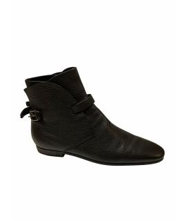 LOUIS VUITTON Высокие ботинки