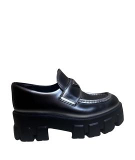 PRADA Ботинки