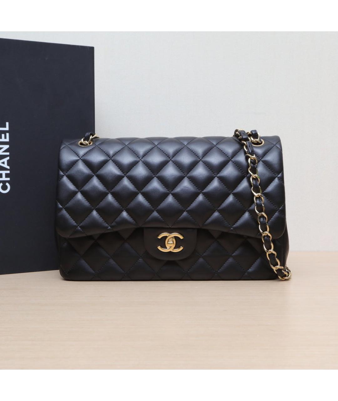 CHANEL Черная кожаная сумка через плечо, фото 2