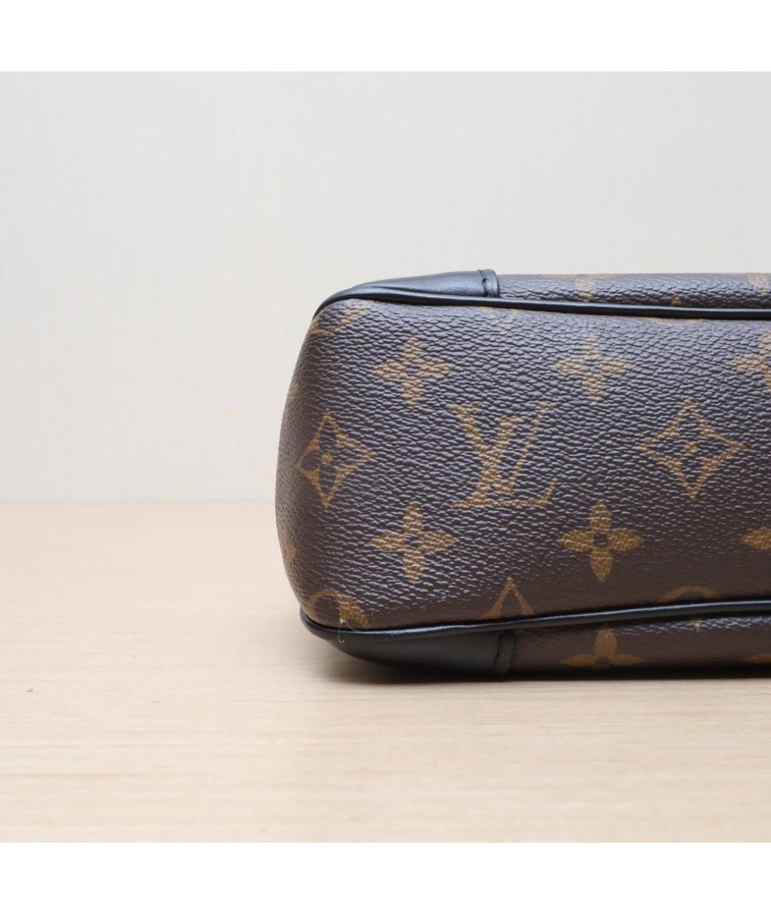 LOUIS VUITTON Коричневая кожаная сумка через плечо, фото 8