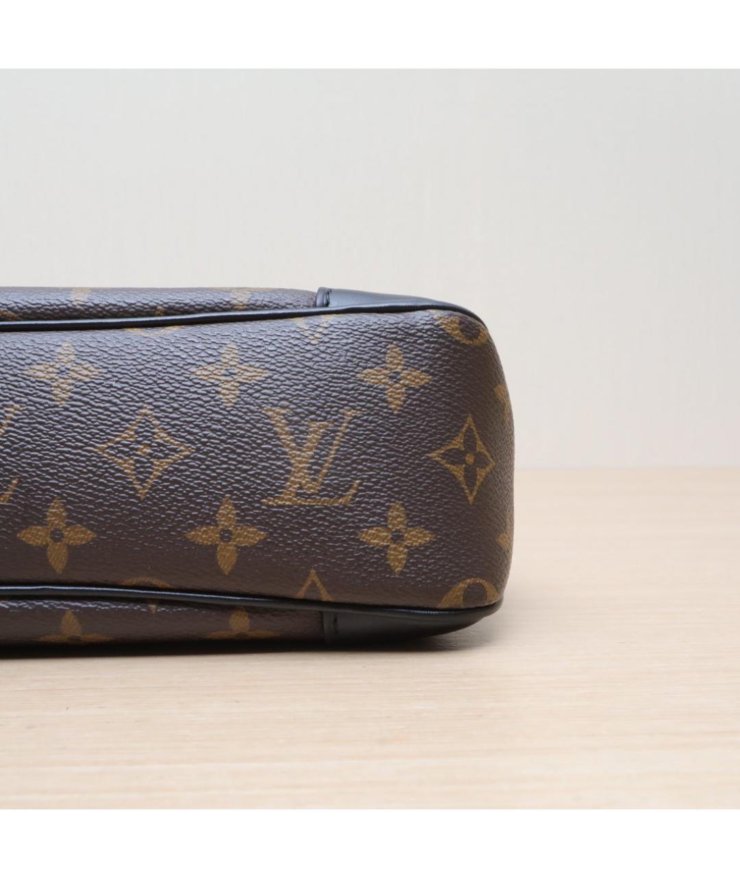 LOUIS VUITTON Коричневая кожаная сумка через плечо, фото 9