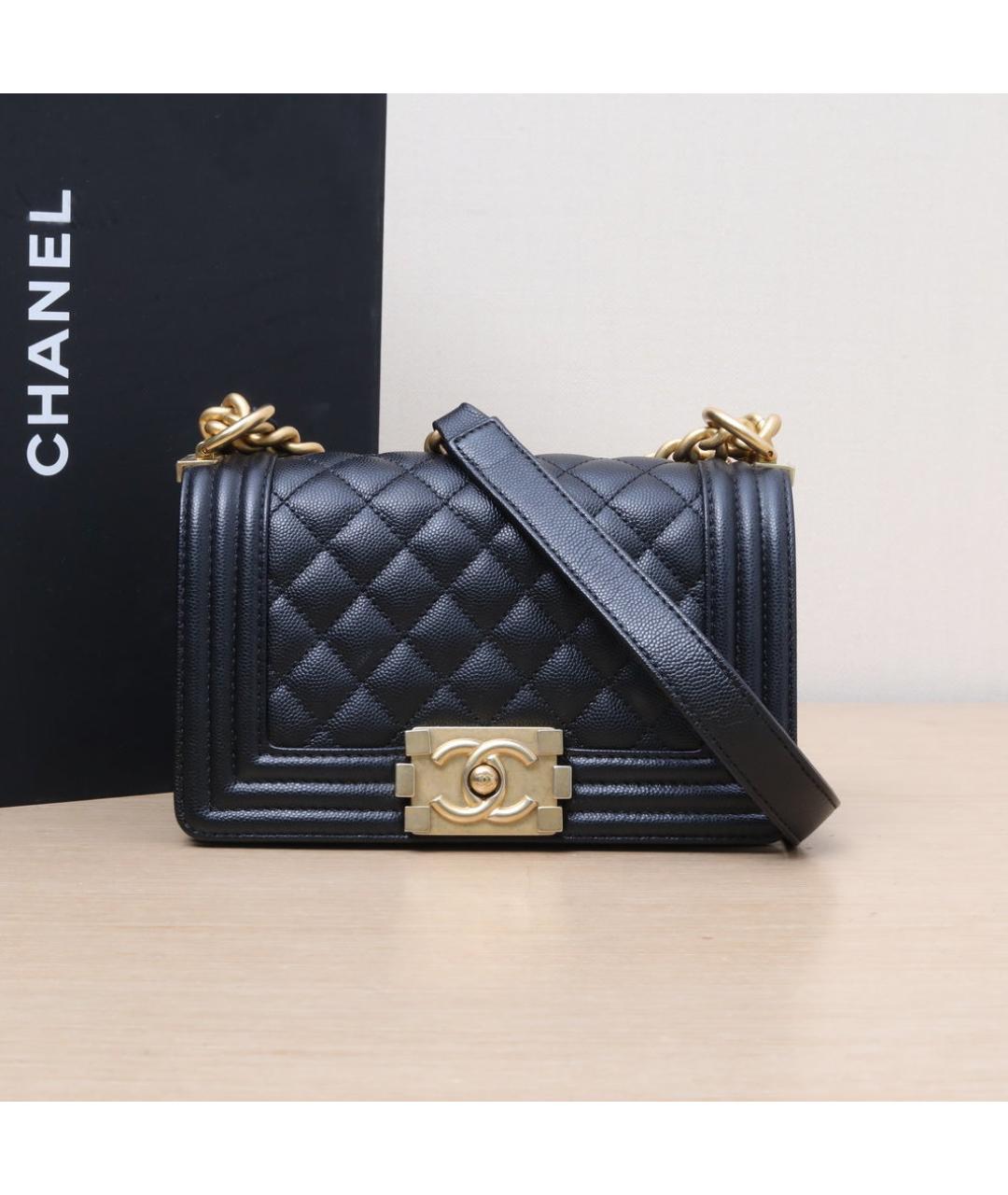CHANEL Черная кожаная сумка через плечо, фото 2