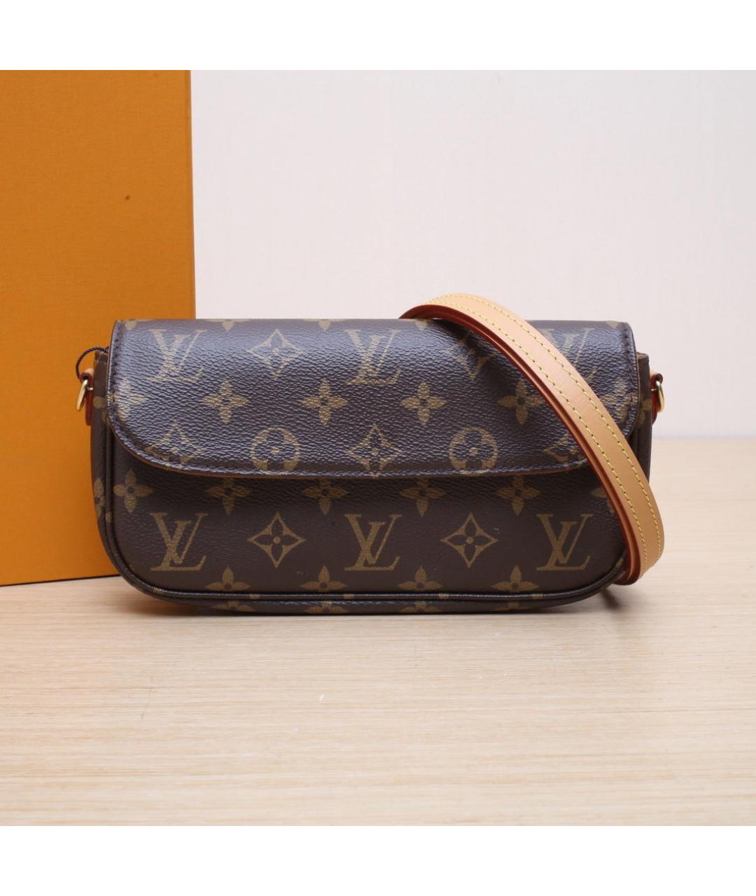 LOUIS VUITTON Коричневая кожаная сумка через плечо, фото 2