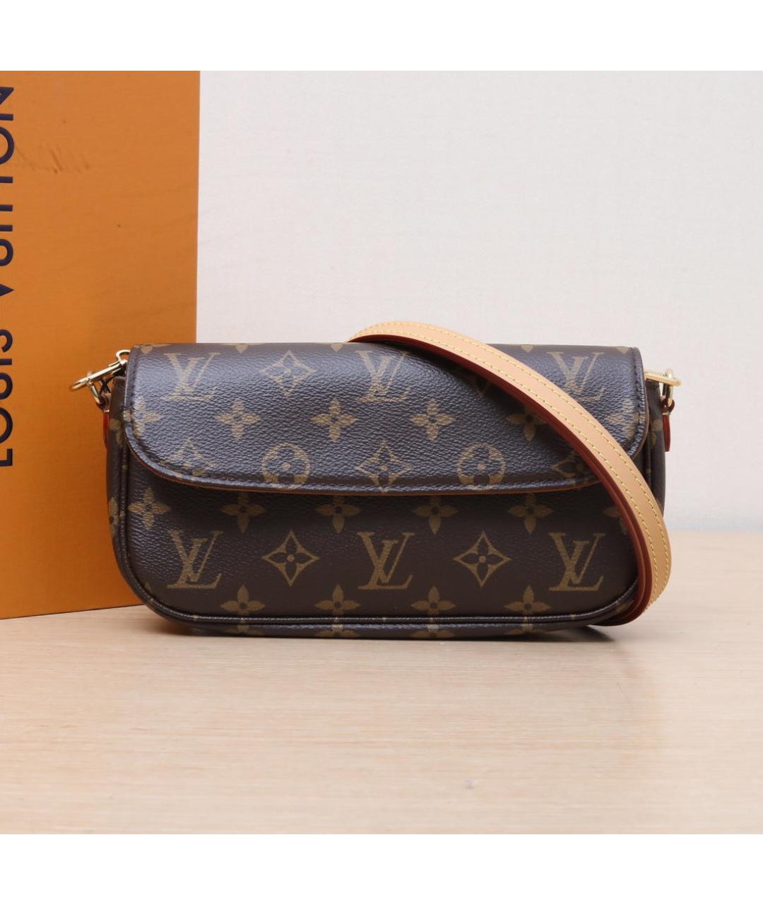 LOUIS VUITTON Коричневая кожаная сумка через плечо, фото 2