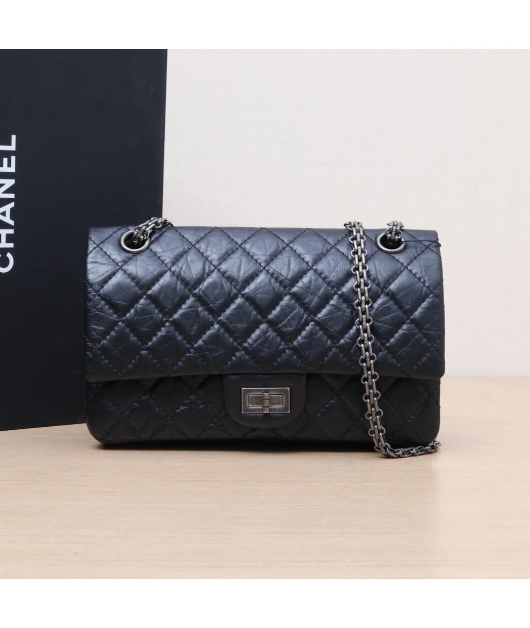 CHANEL Черная кожаная сумка через плечо, фото 2