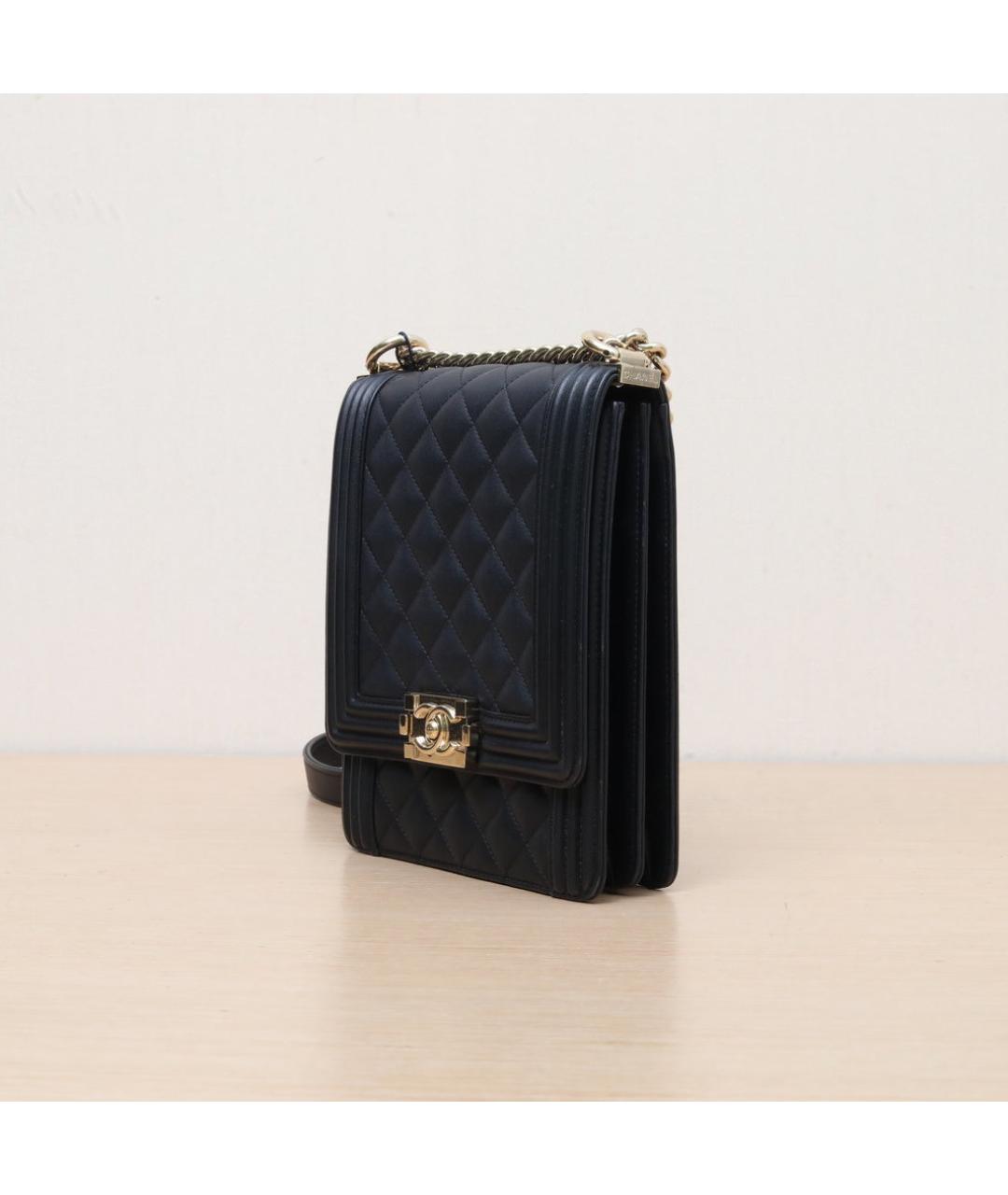 CHANEL Черная кожаная сумка через плечо, фото 4