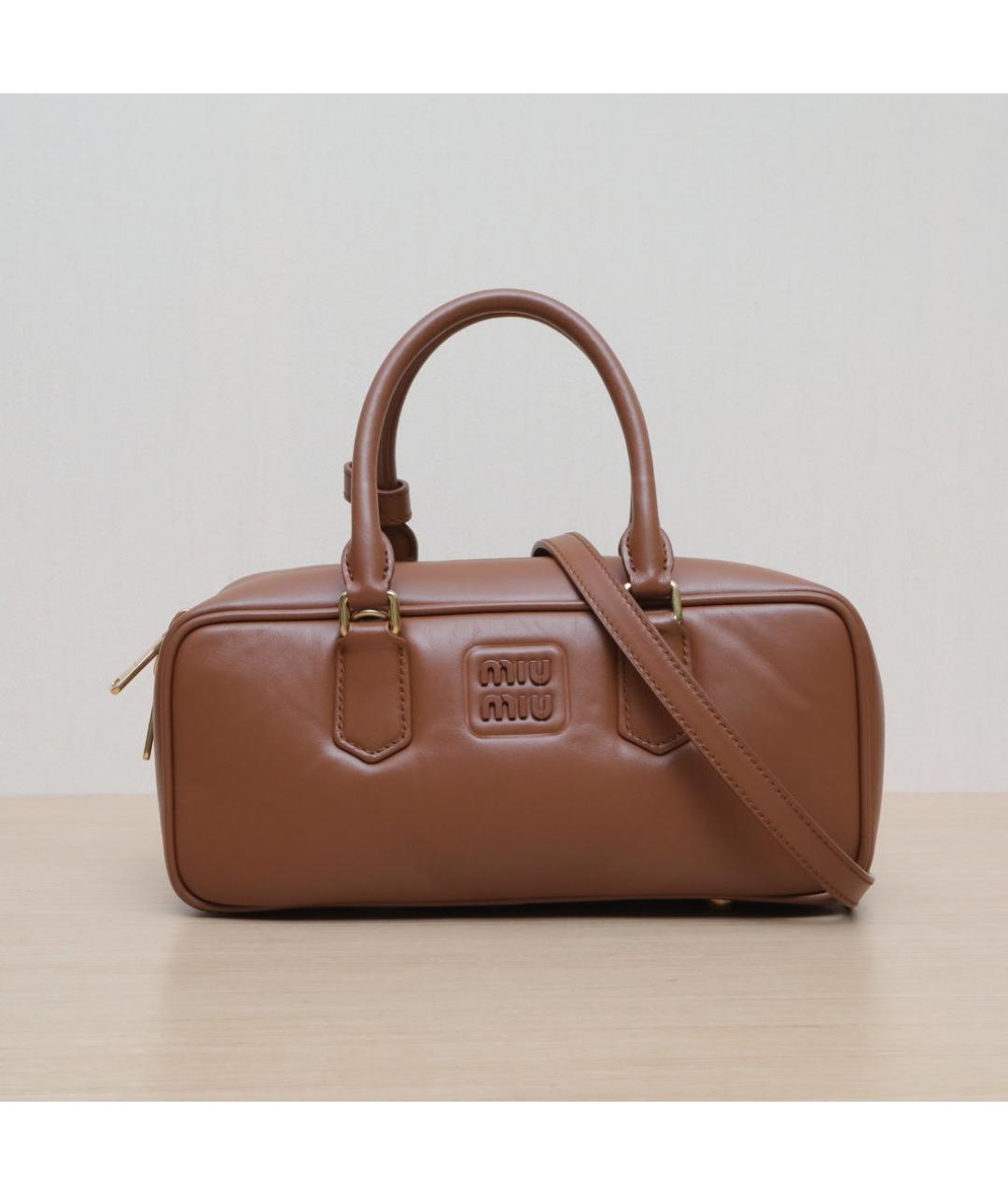 MIU MIU Коричневая кожаная сумка через плечо, фото 2