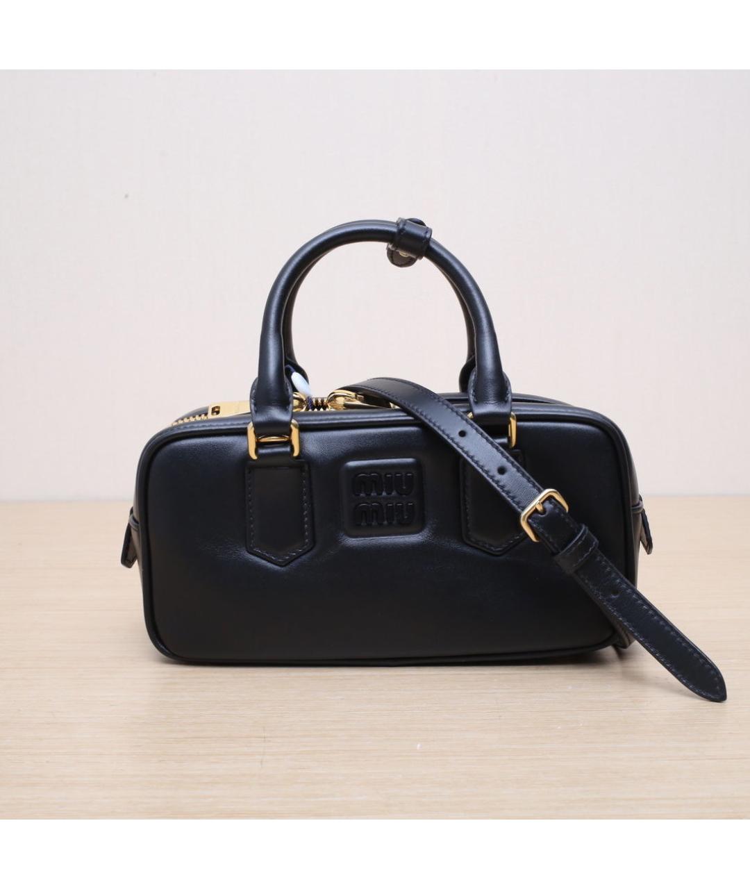 MIU MIU Черная кожаная сумка через плечо, фото 3