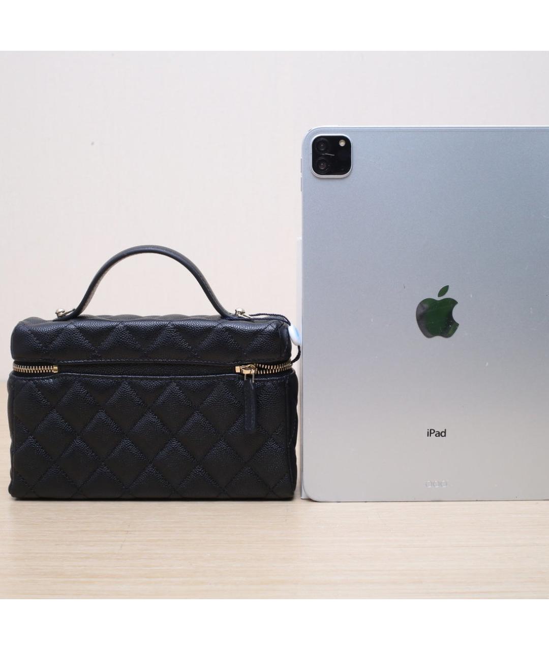 CHANEL Черная кожаная сумка через плечо, фото 7