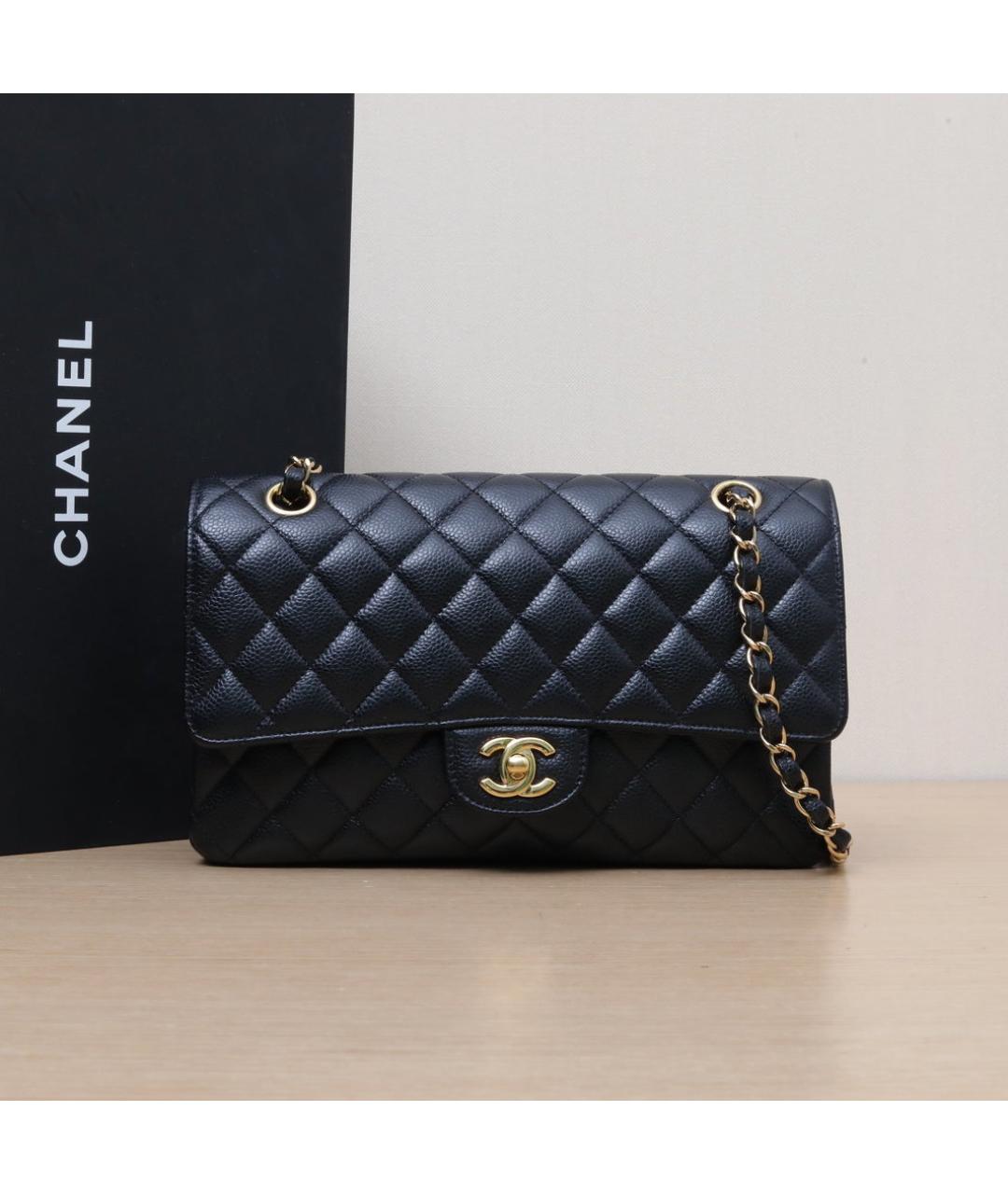 CHANEL Черная кожаная сумка через плечо, фото 2