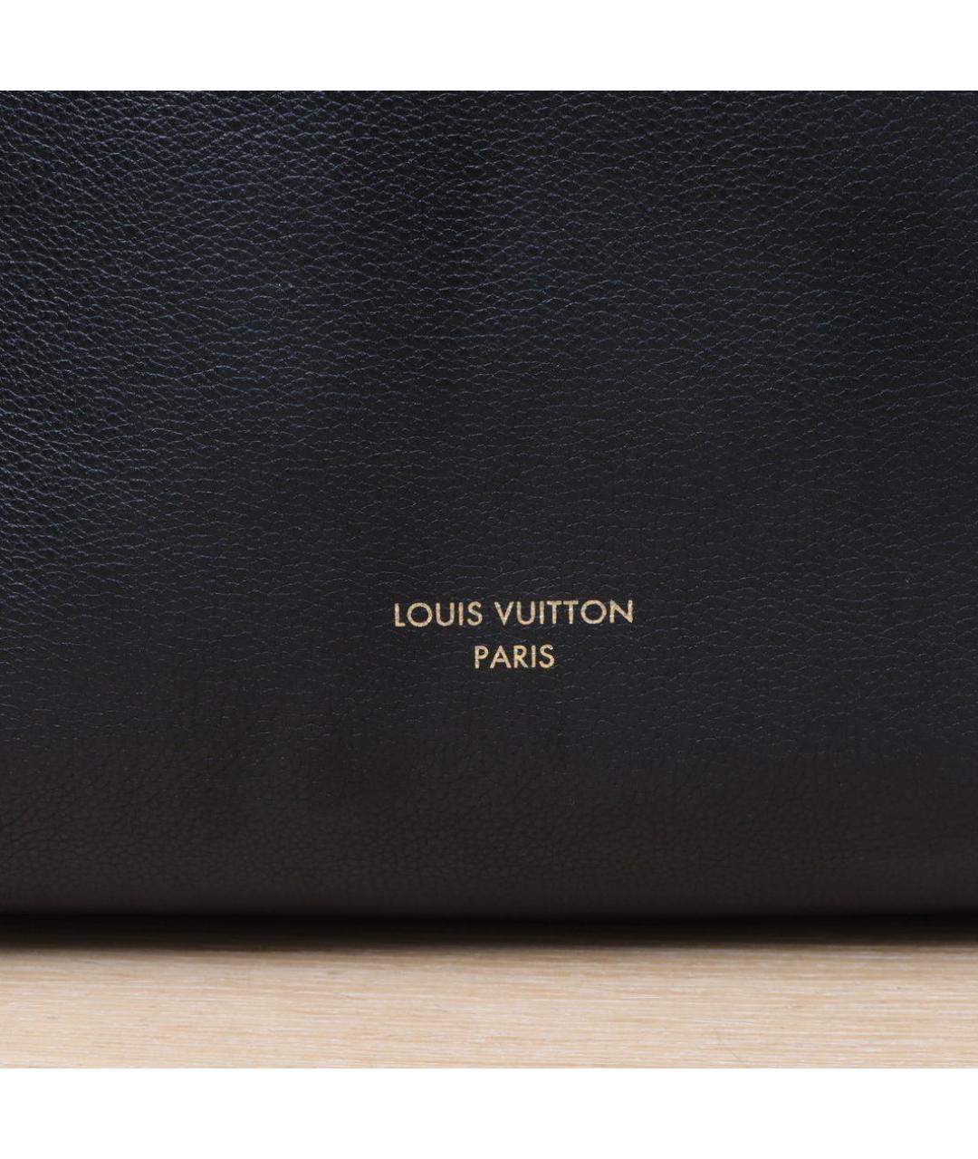 LOUIS VUITTON Черная кожаная сумка через плечо, фото 8