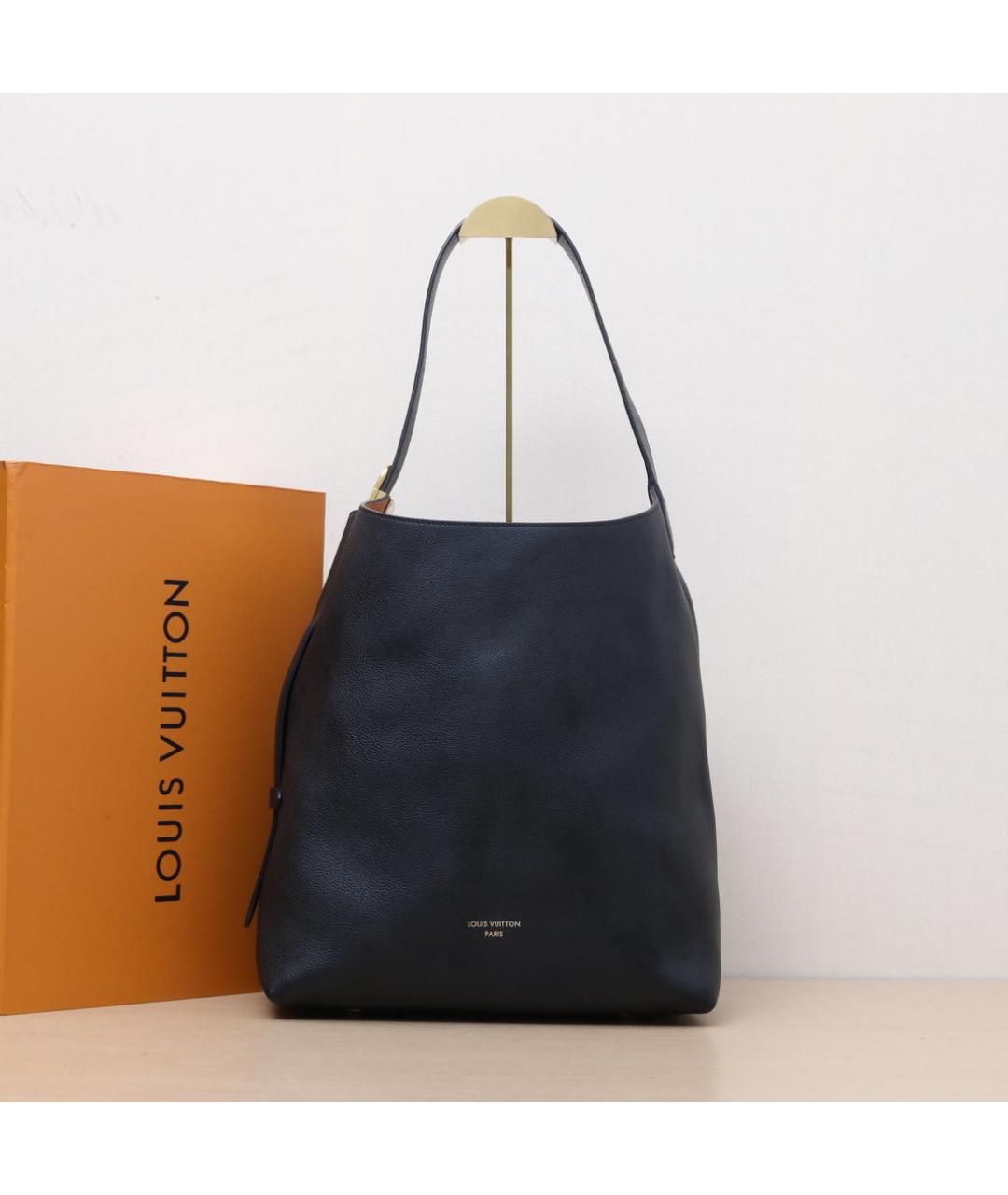 LOUIS VUITTON Черная кожаная сумка через плечо, фото 2