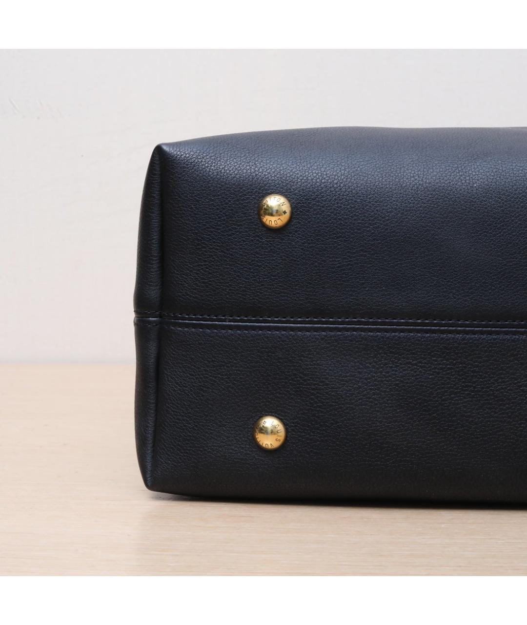 LOUIS VUITTON Черная кожаная сумка через плечо, фото 9