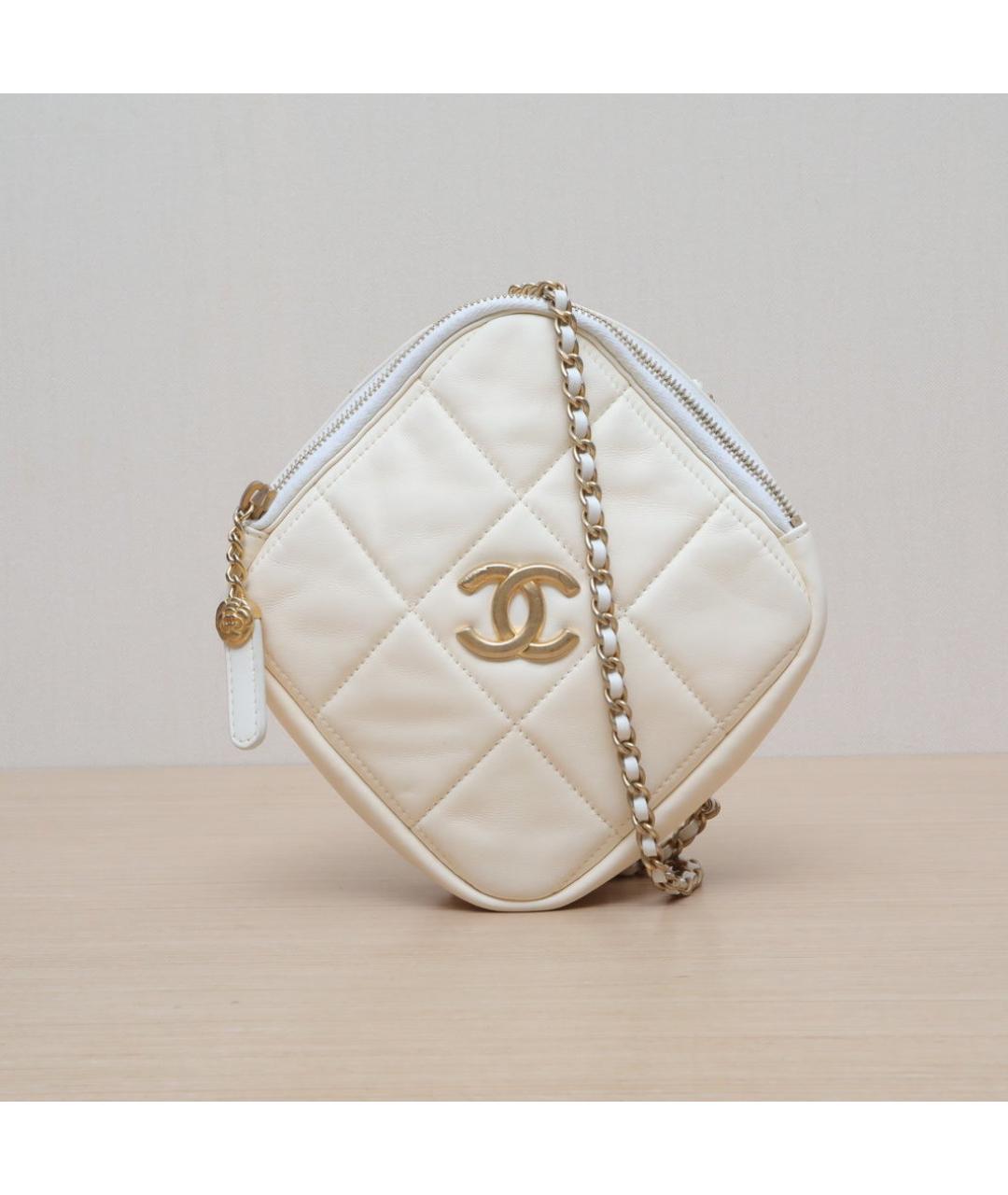 CHANEL Белая кожаная сумка через плечо, фото 3