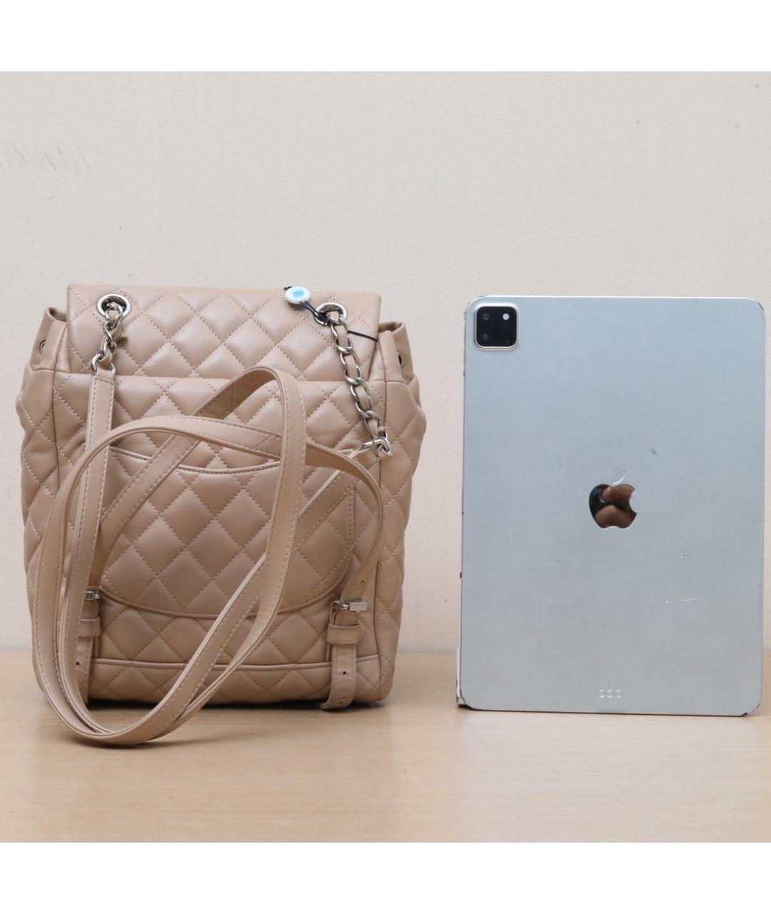 CHANEL Бежевый кожаный рюкзак, фото 7