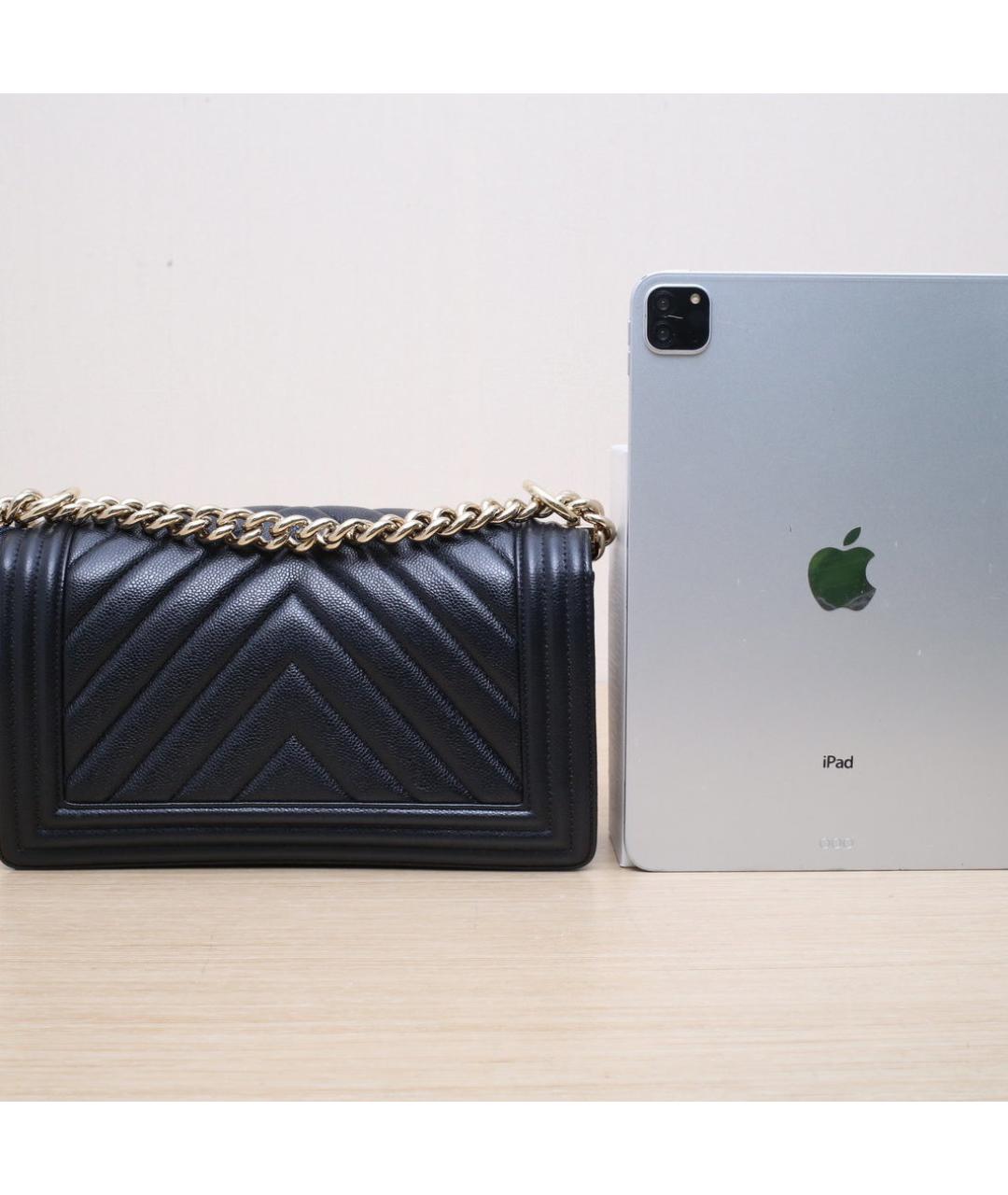 CHANEL Черная кожаная сумка через плечо, фото 7