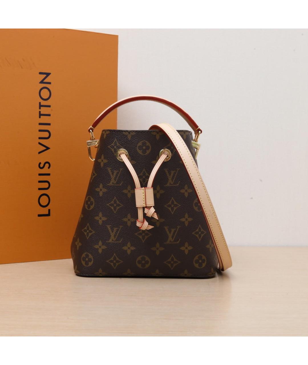 LOUIS VUITTON Коричневая кожаная сумка через плечо, фото 2