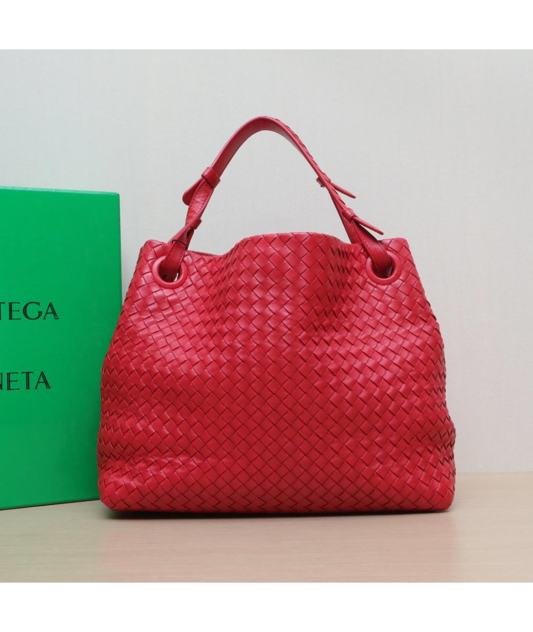 BOTTEGA VENETA Красная кожаная сумка через плечо, фото 2