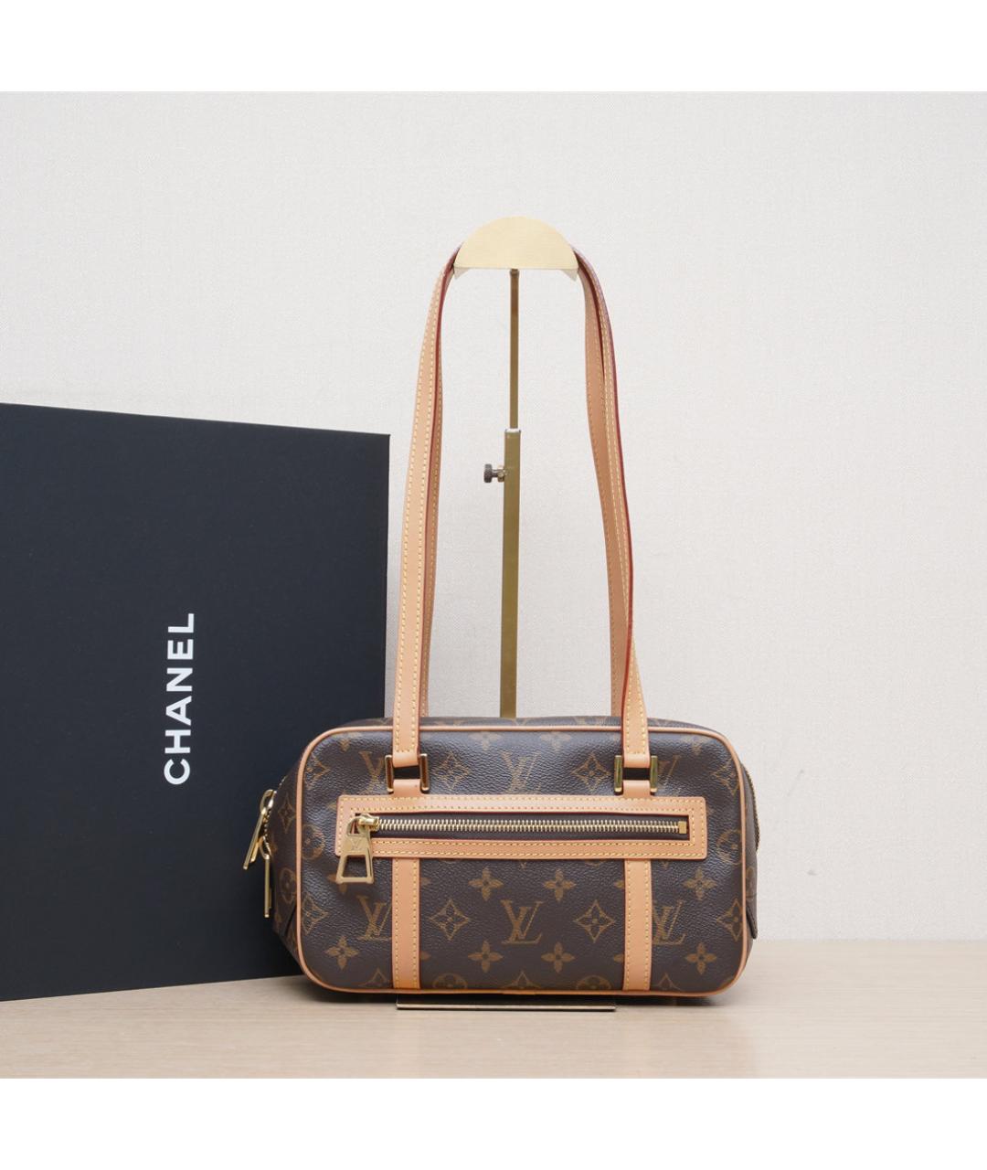 LOUIS VUITTON Коричневая кожаная сумка через плечо, фото 2