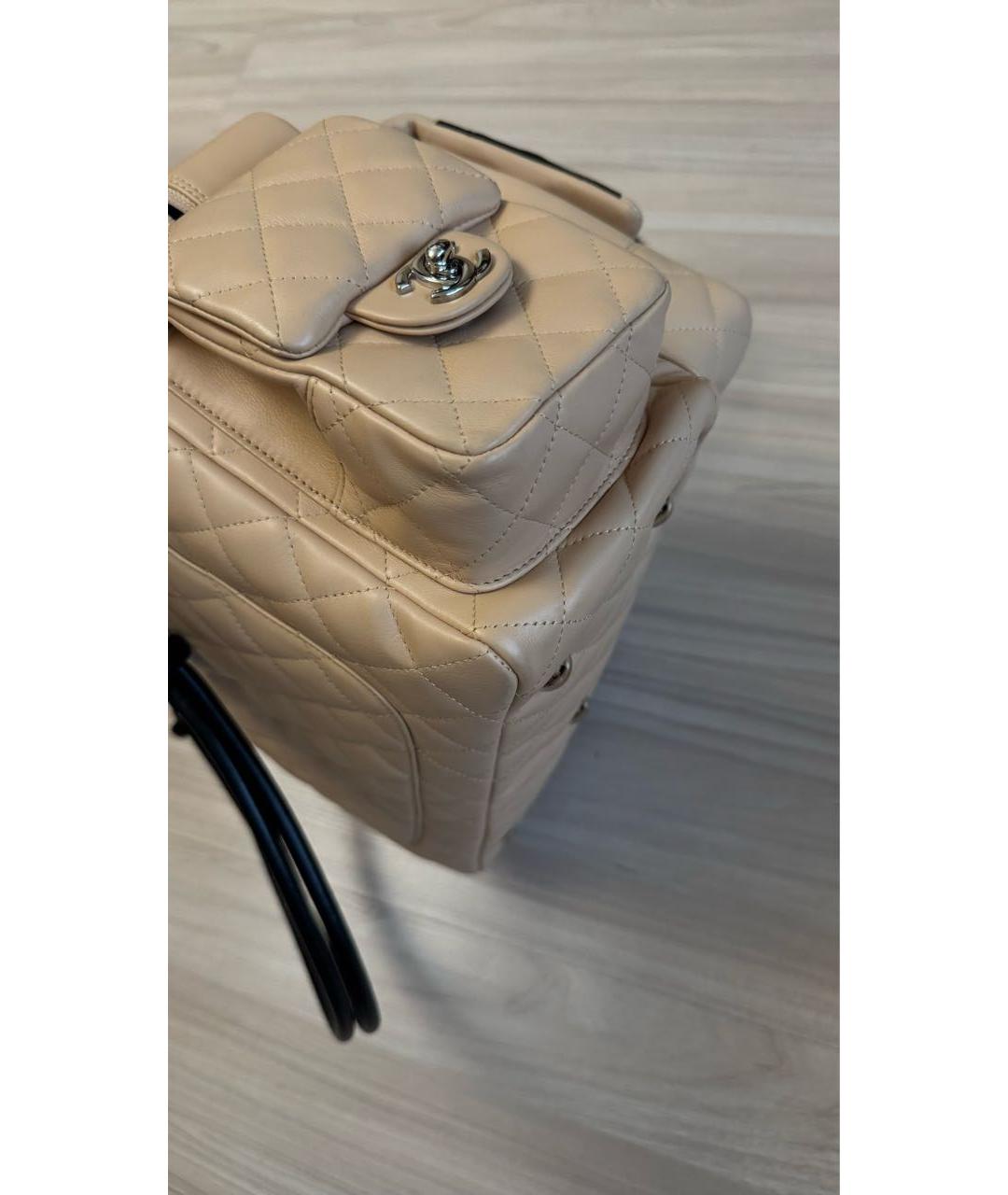 CHANEL Бежевая кожаная сумка через плечо, фото 5