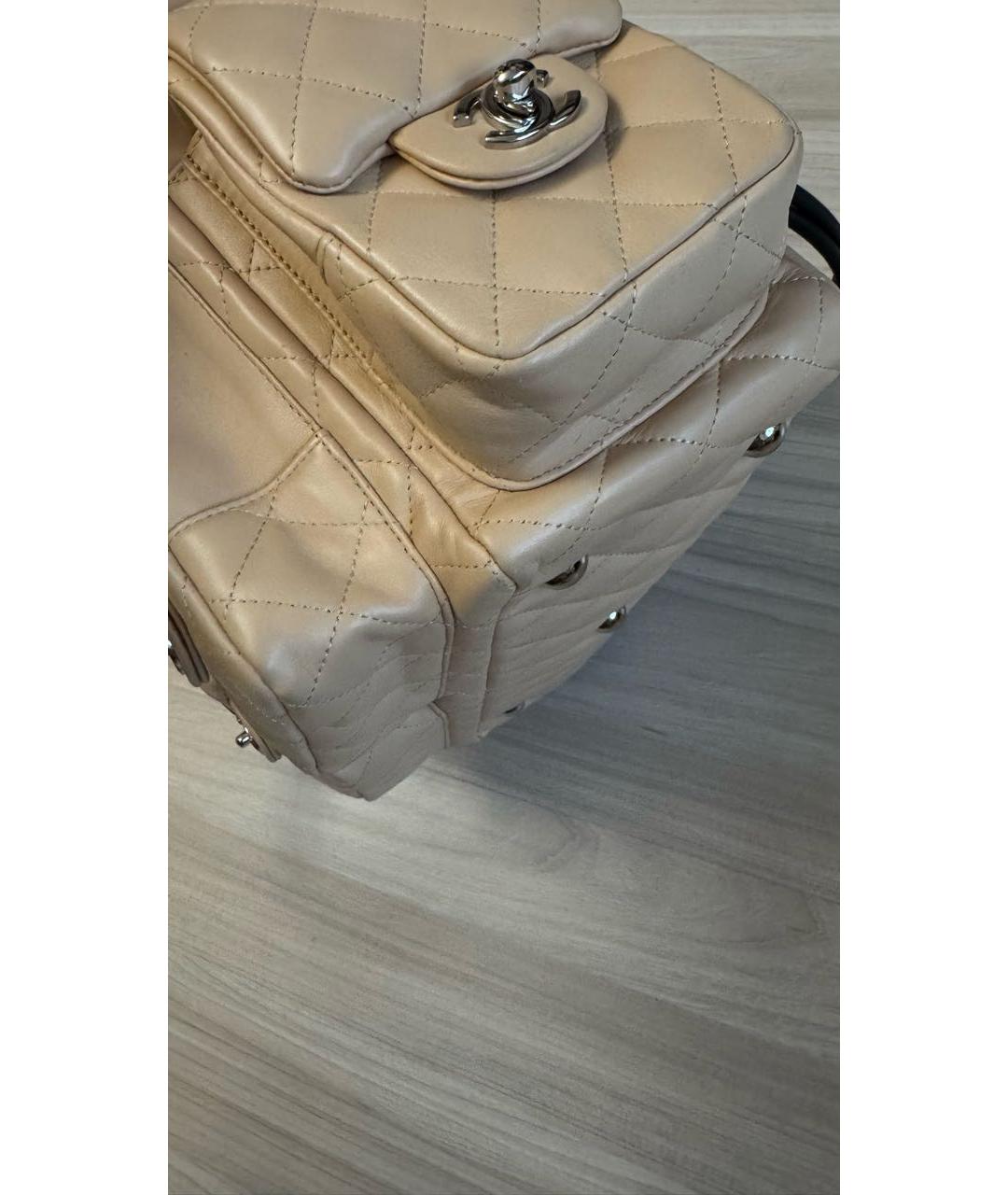 CHANEL Бежевая кожаная сумка через плечо, фото 7